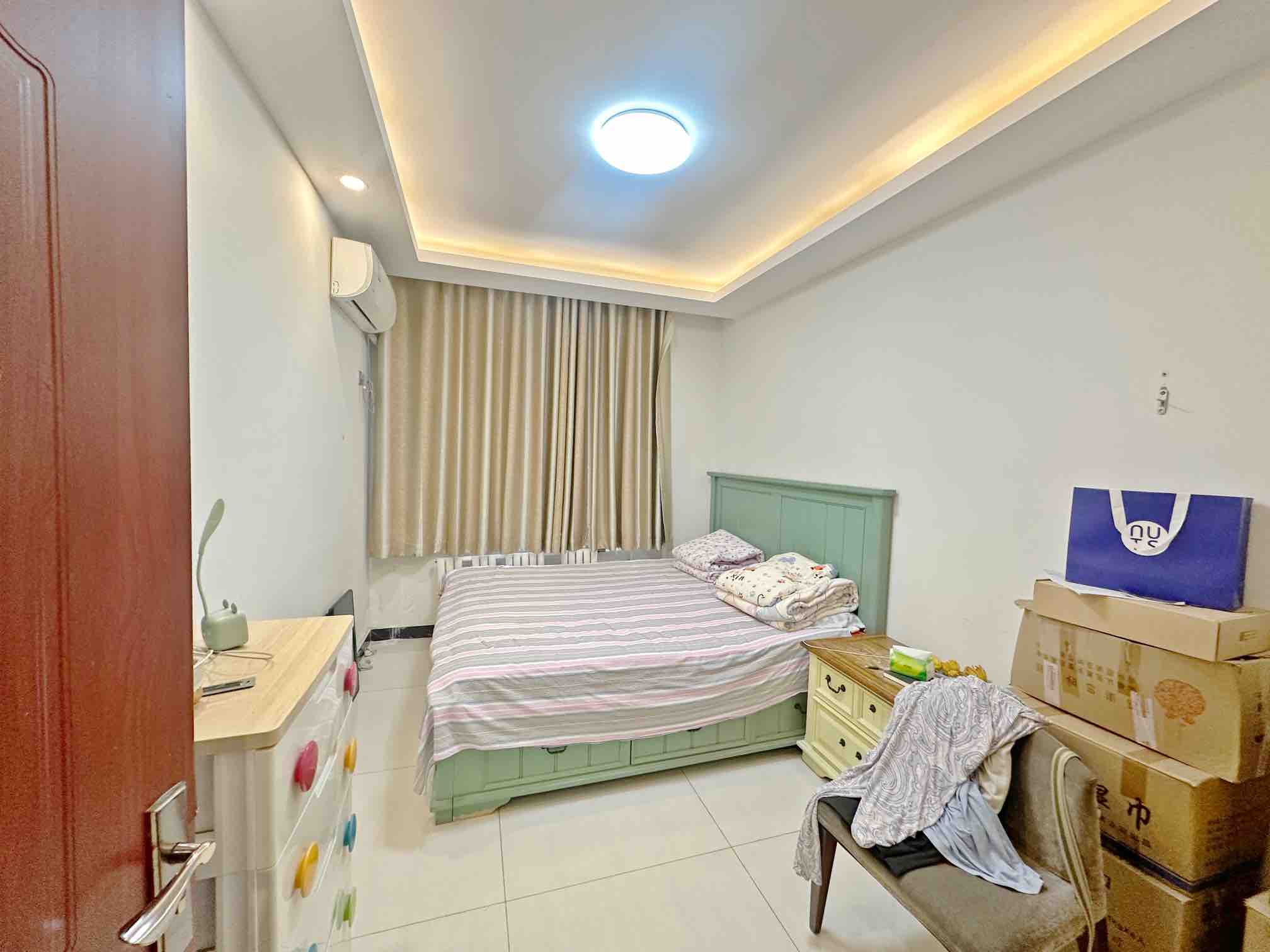 卧龙花园龙泰苑