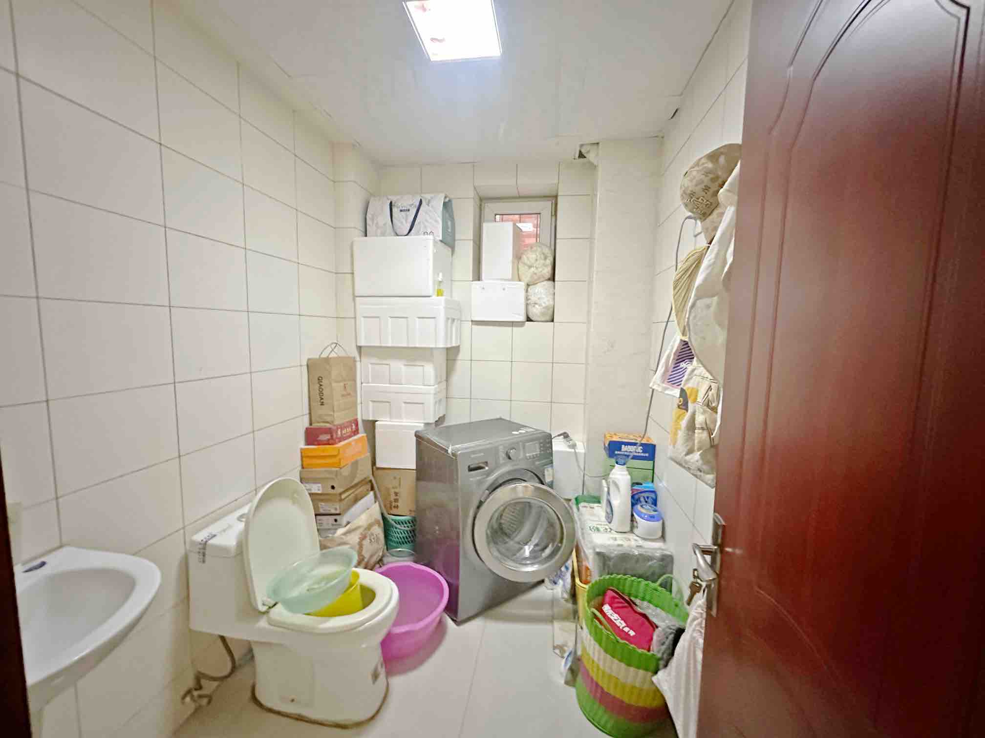 卧龙花园龙泰苑