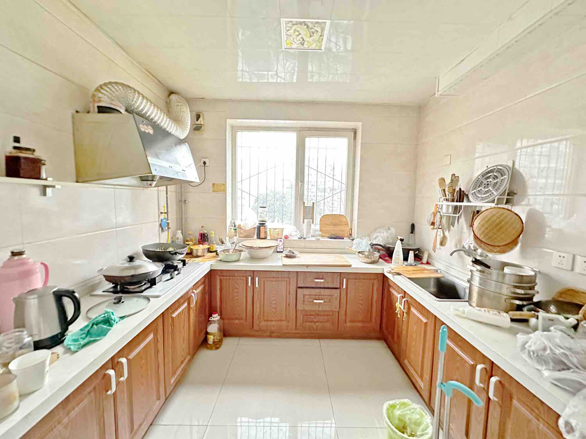 卧龙花园龙泰苑