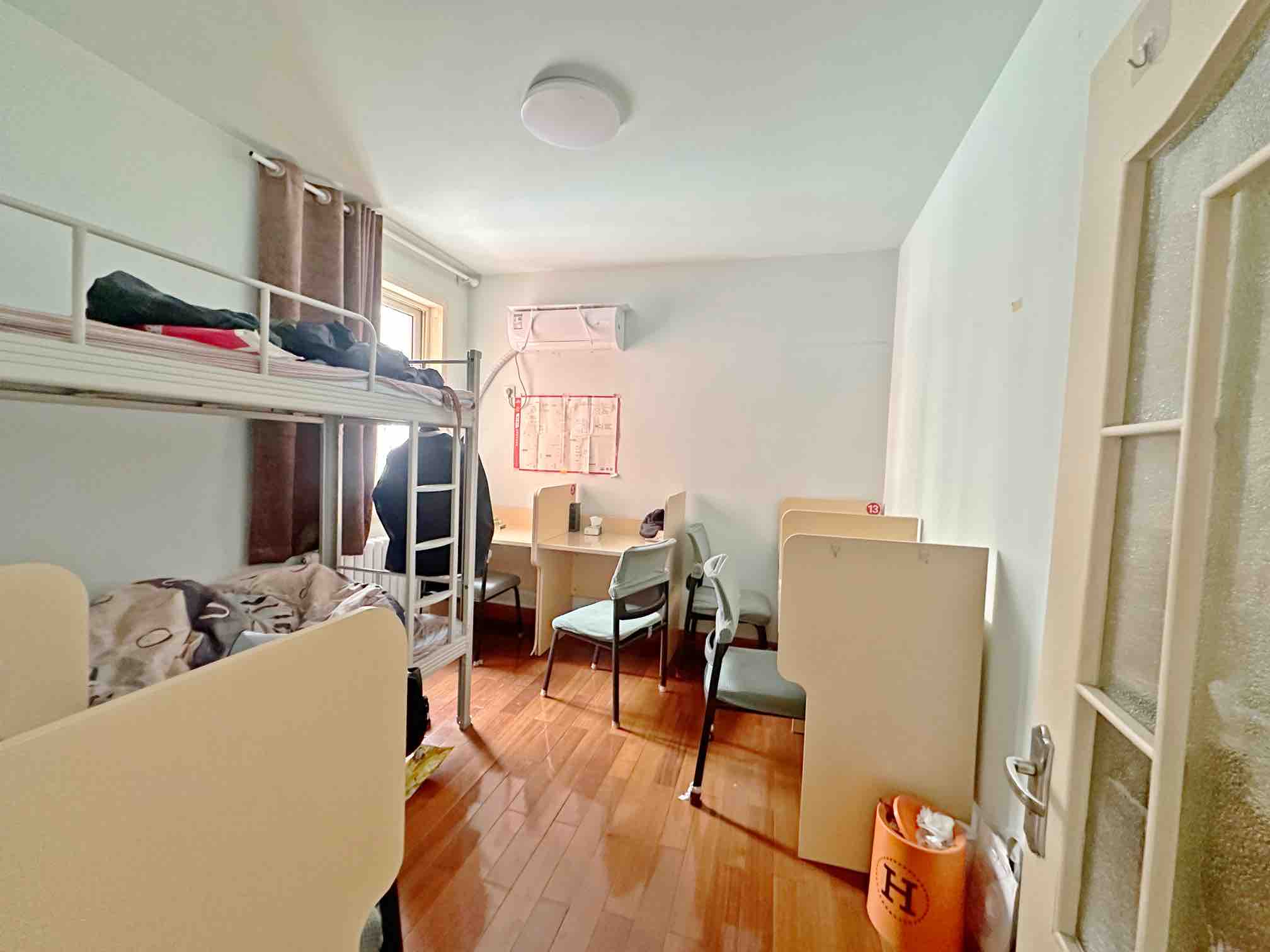 卧龙花园龙和苑