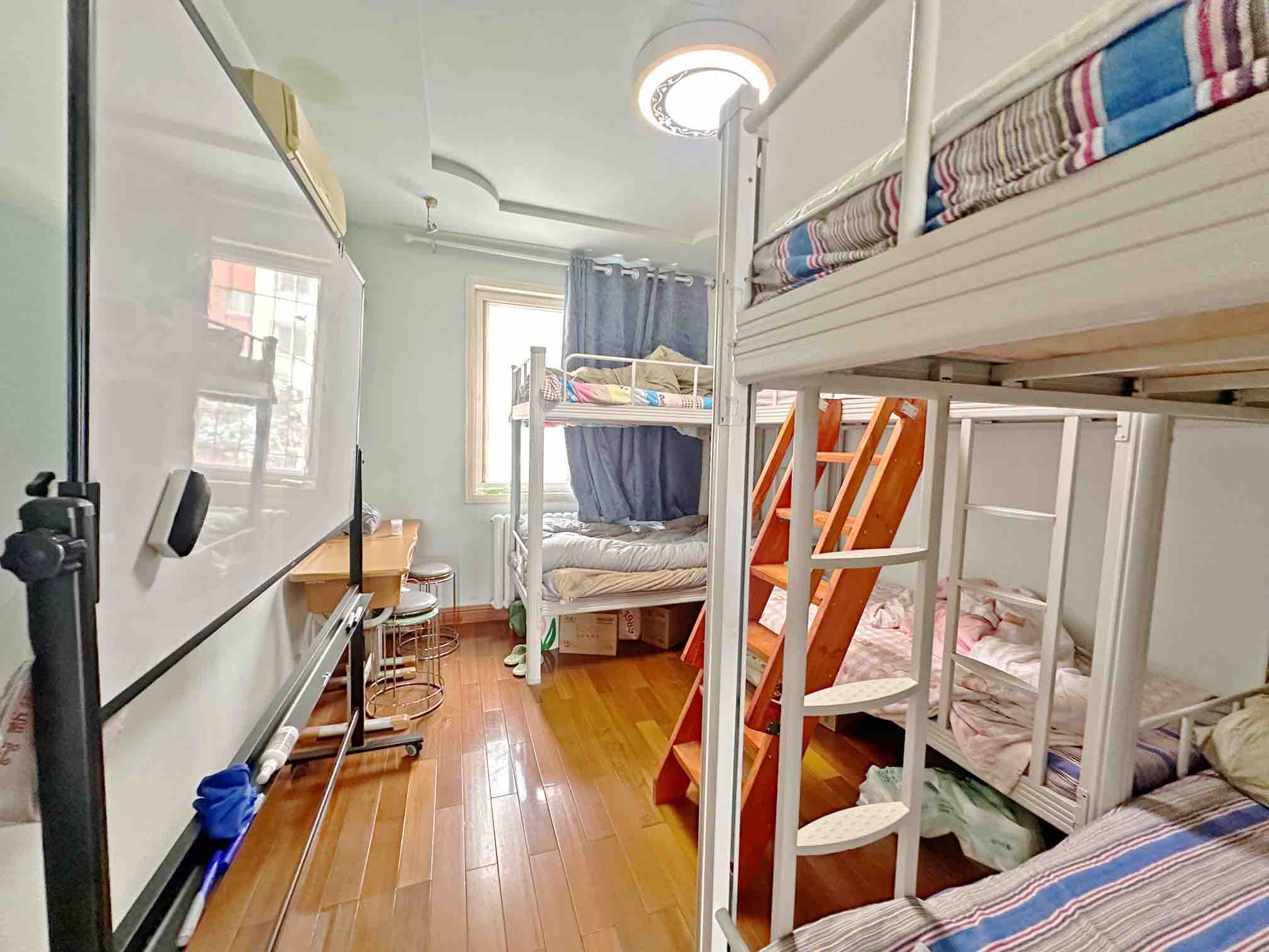 卧龙花园龙和苑