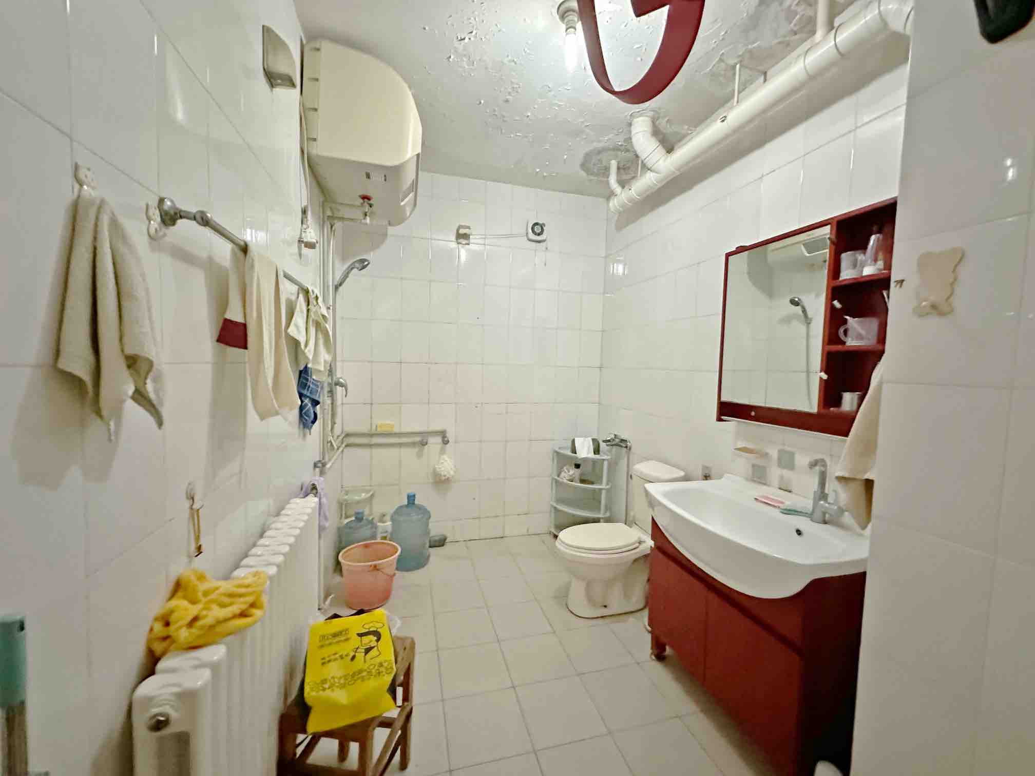 卧龙花园龙和苑