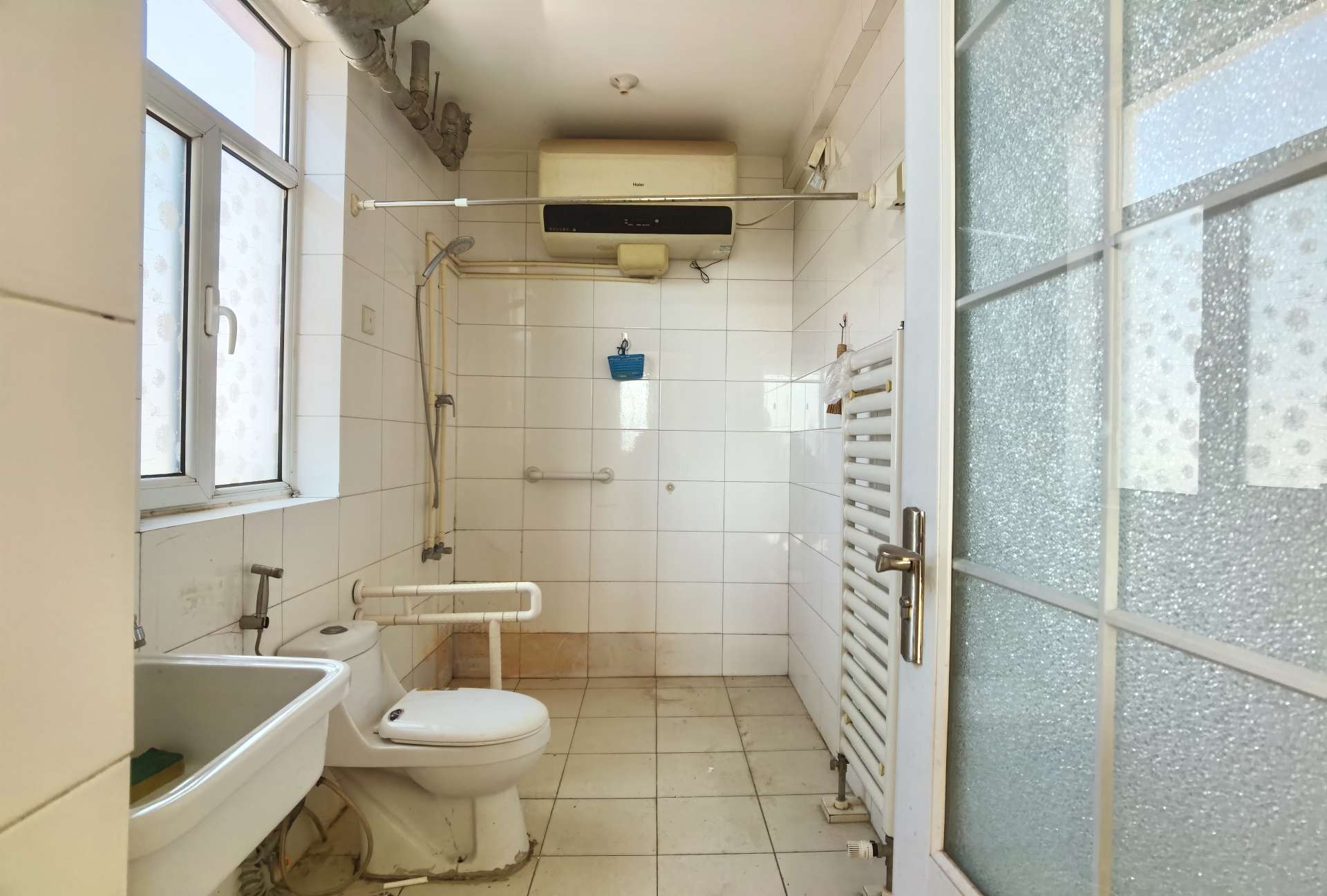 经八路铁路宿舍