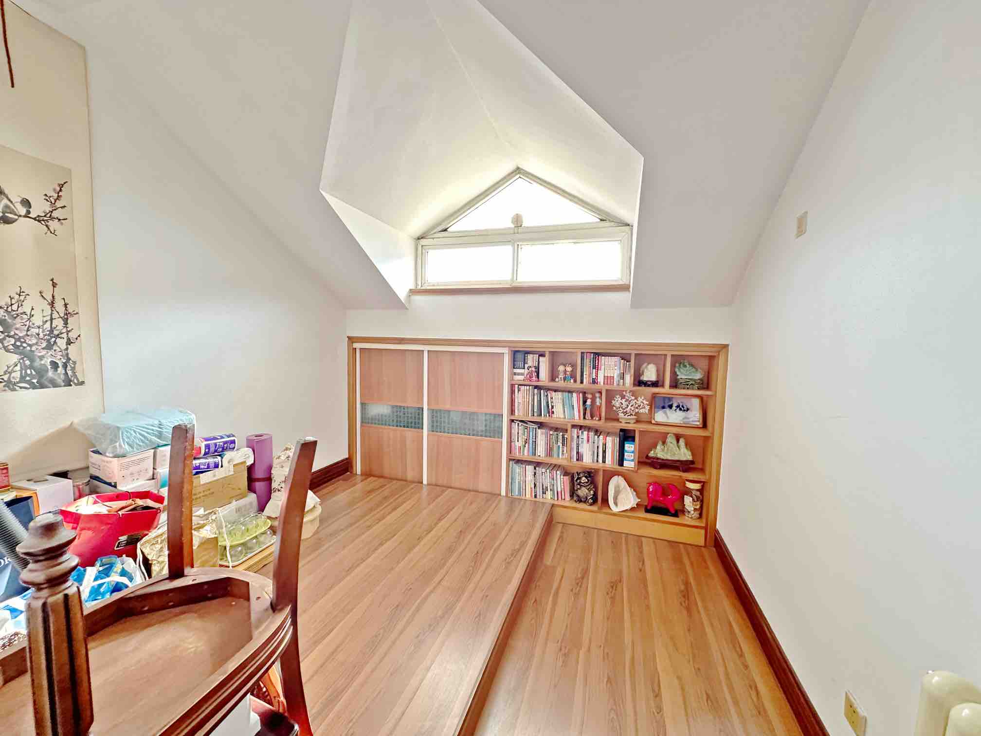 卧龙花园龙盛苑