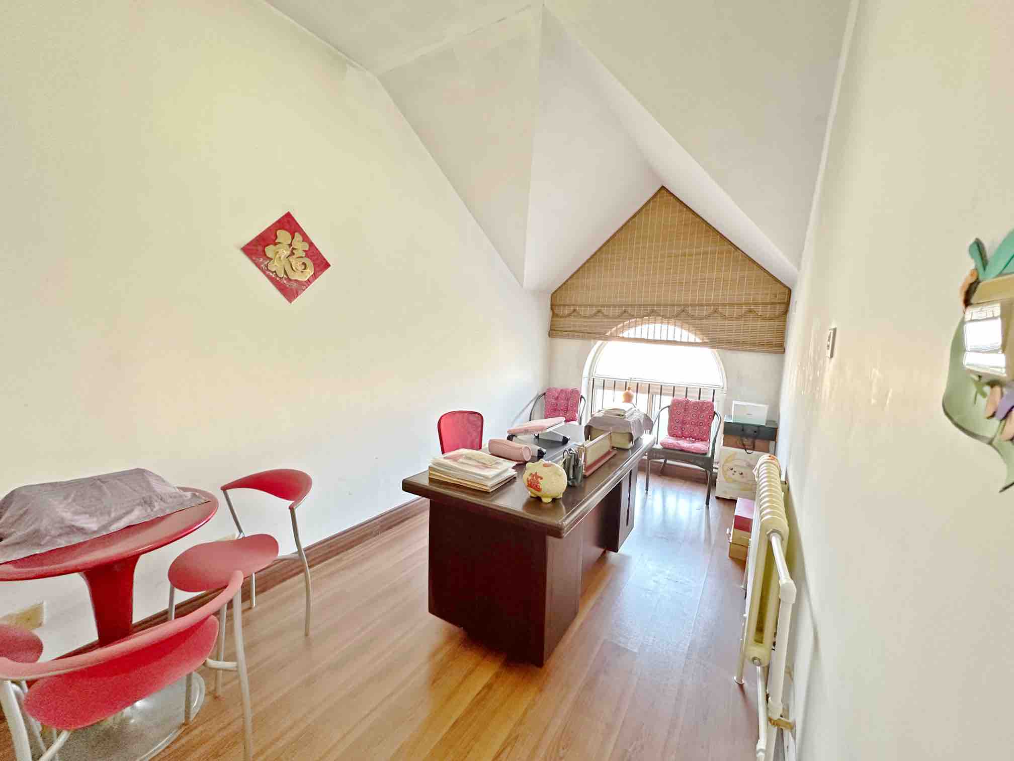 卧龙花园龙盛苑