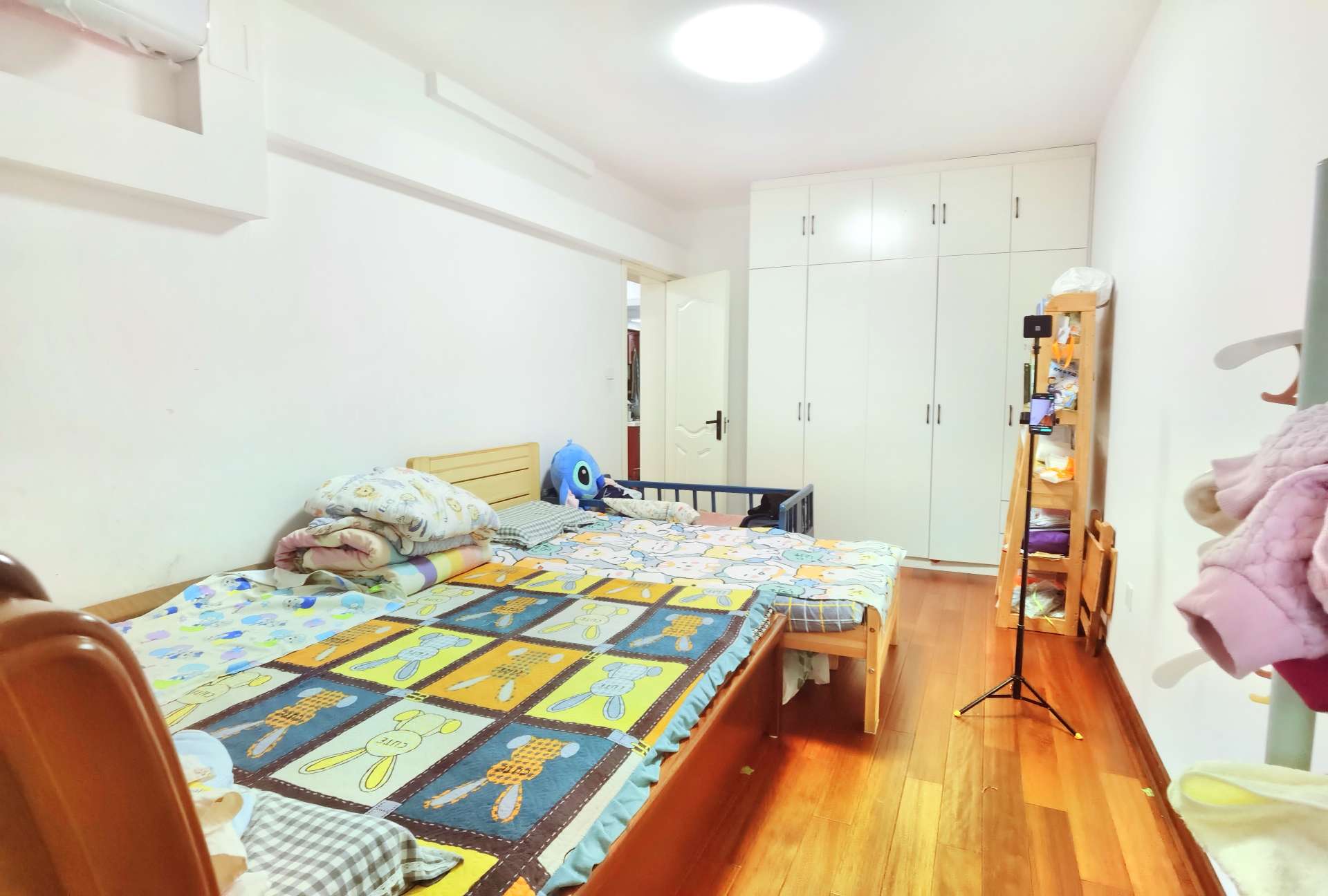 经八路单位宿舍