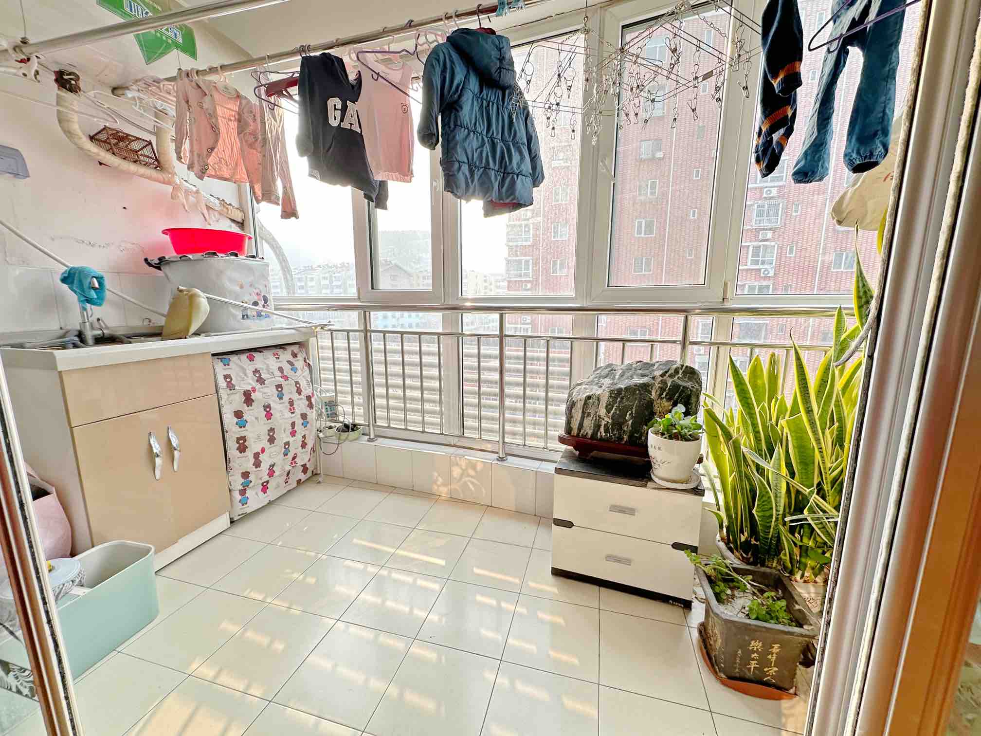 卧龙花园龙泰苑