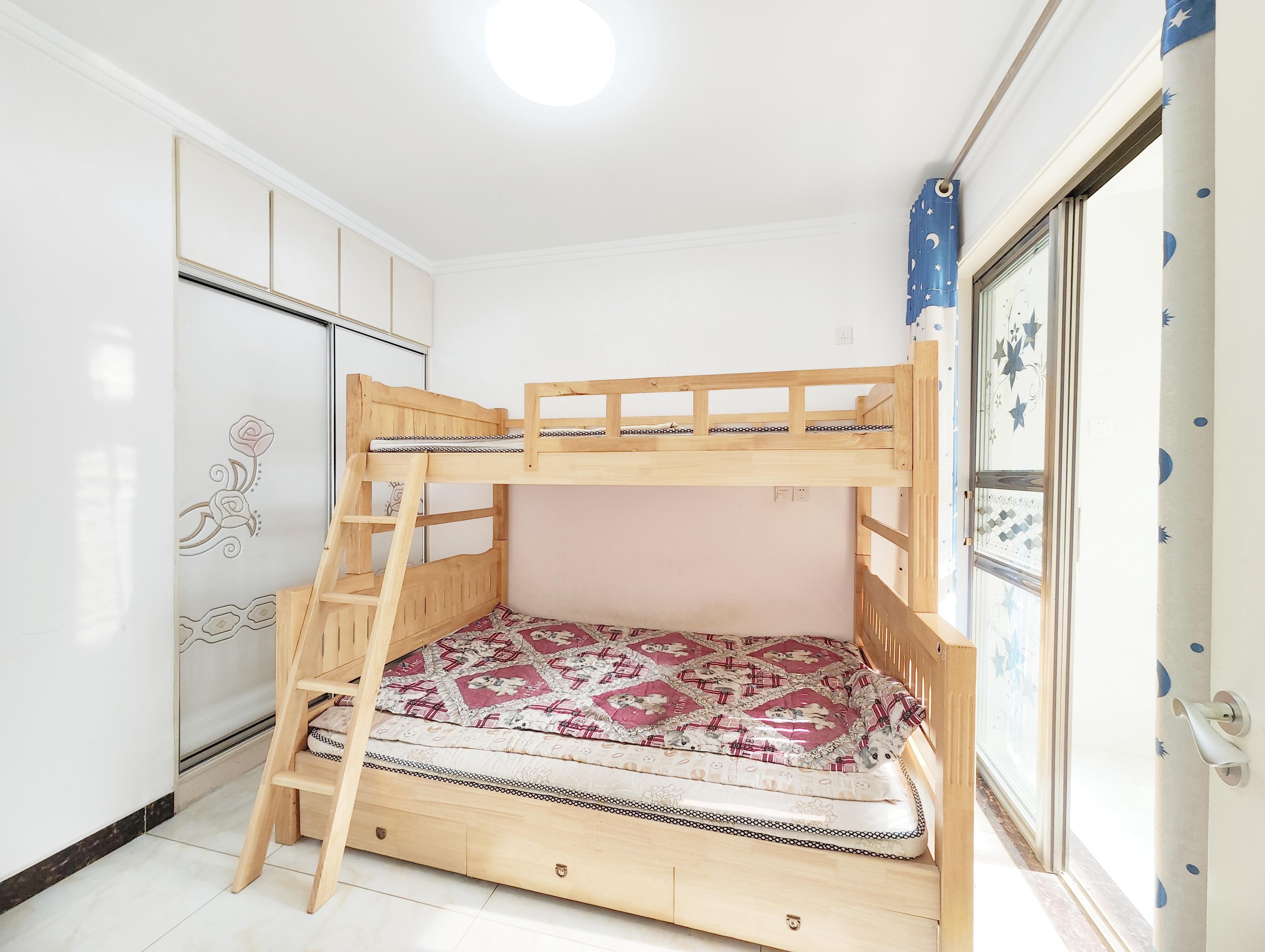 绿地新里香榭丽公馆