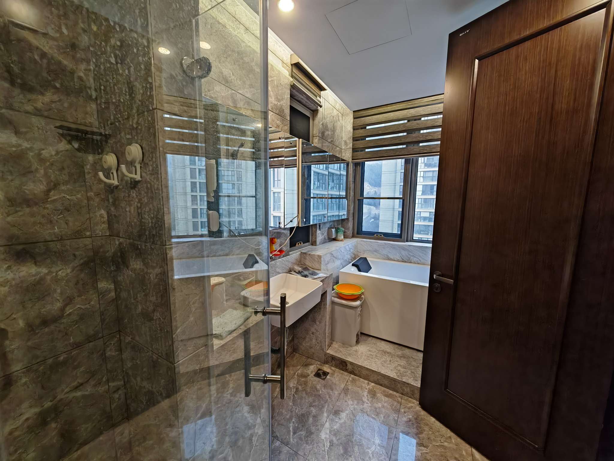 海尔绿城全运村锦兰园