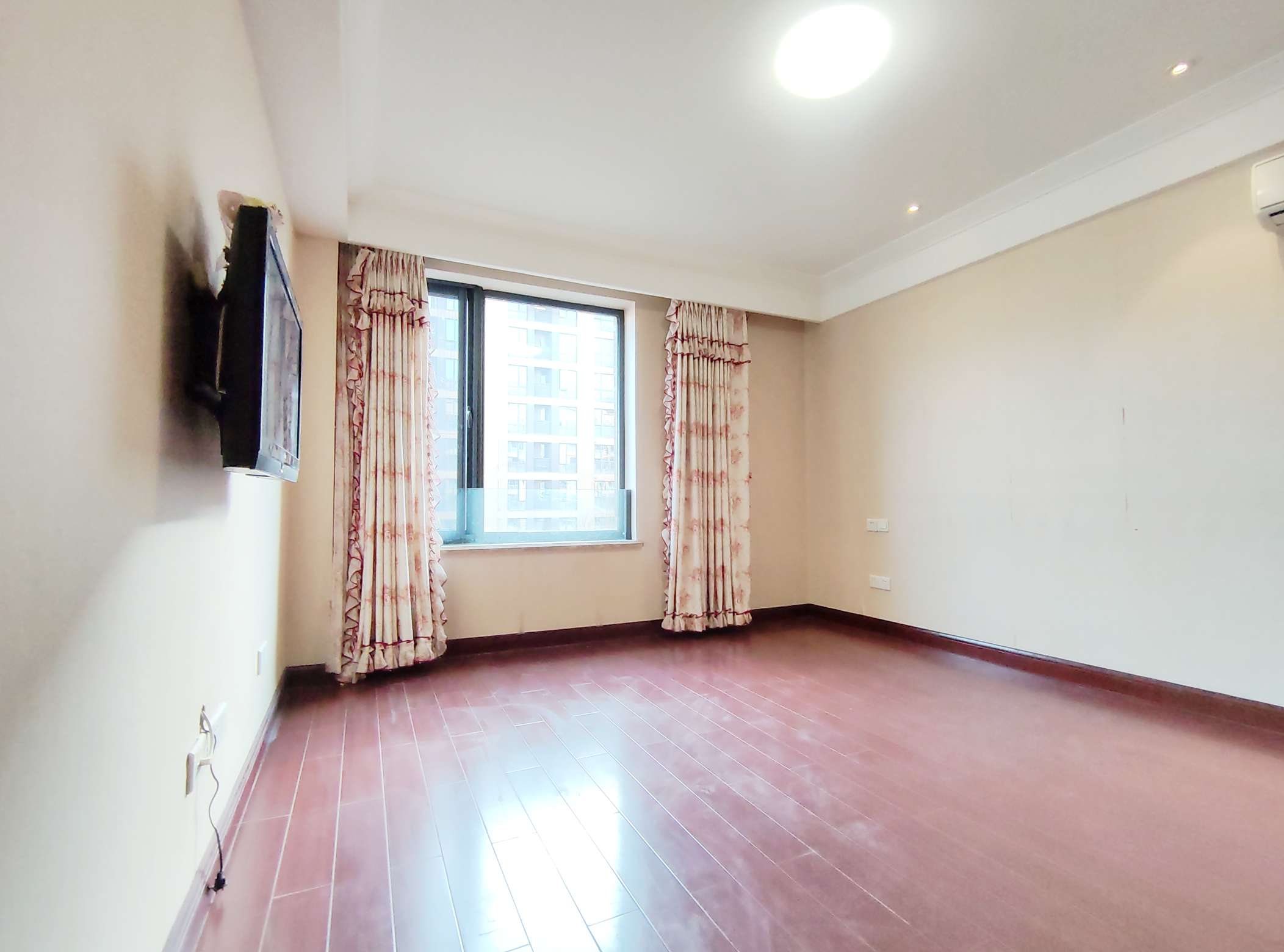 海尔绿城百合园