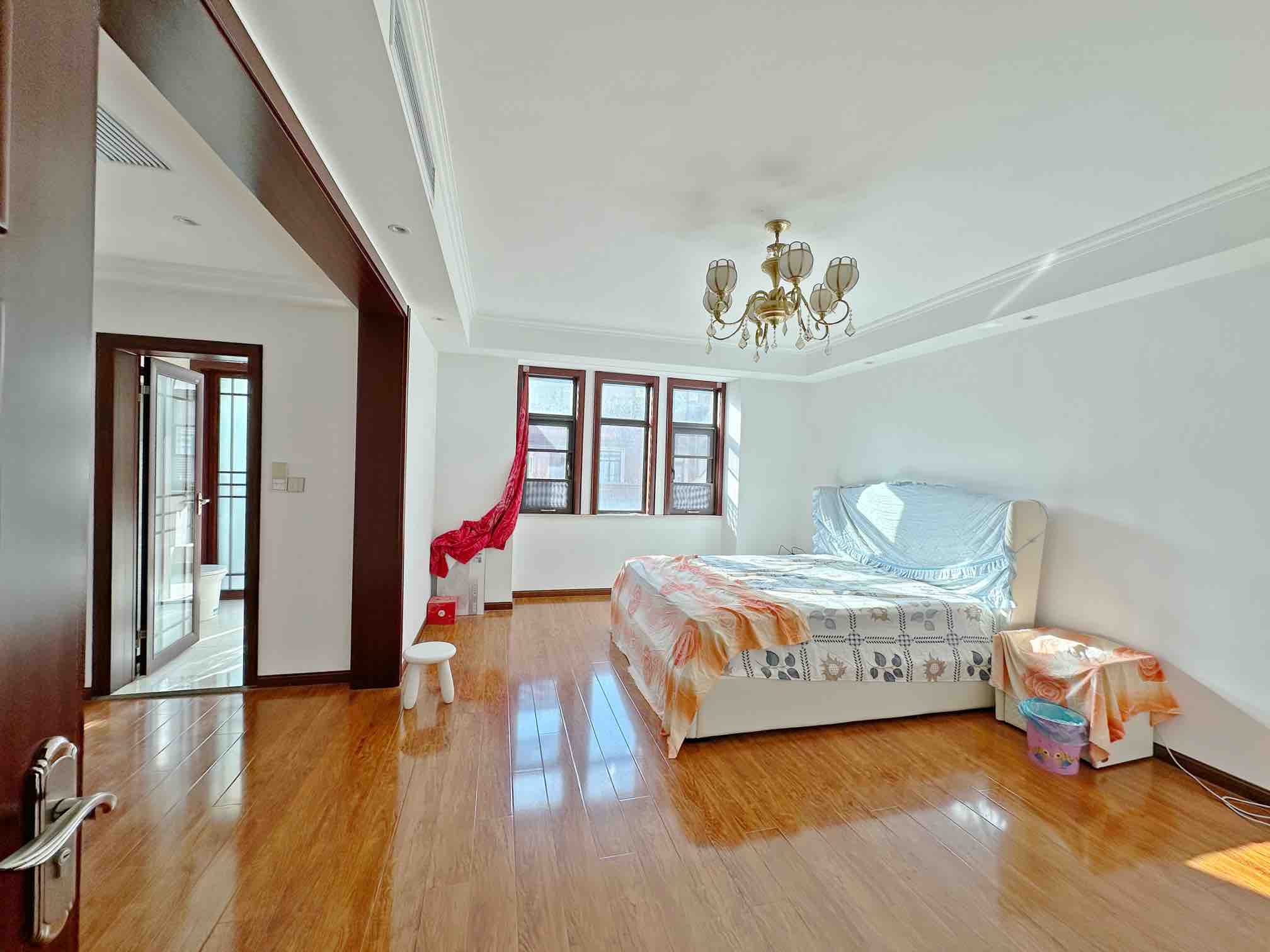 中海国际社区（铂宫别墅东区A5）