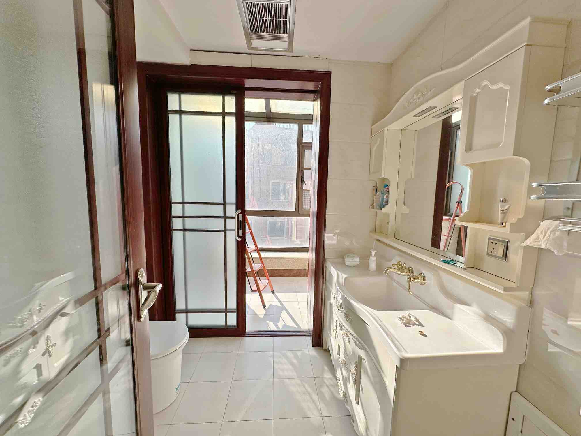 中海国际社区（铂宫别墅东区A5）