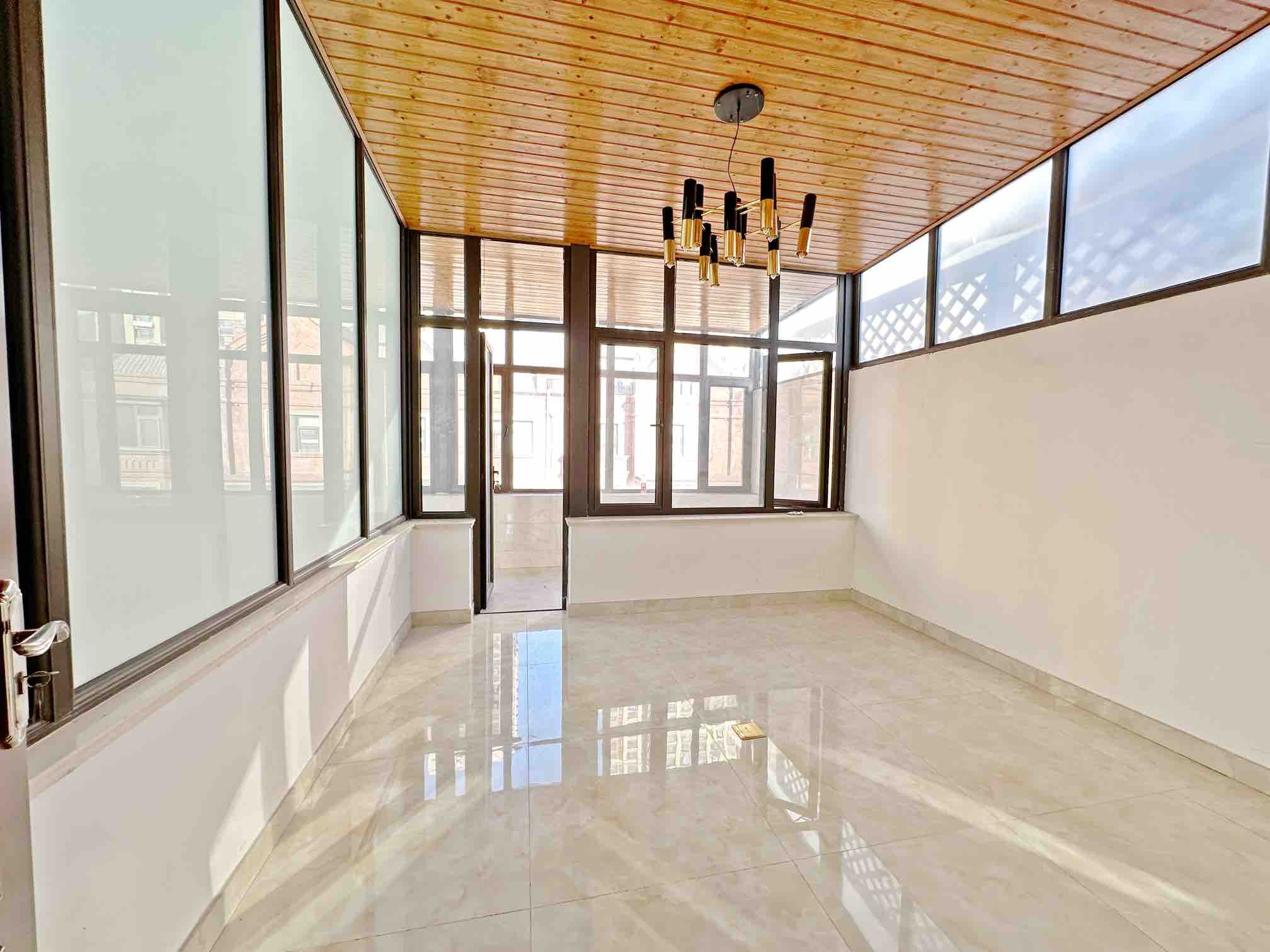 中海国际社区（铂宫别墅东区A5）