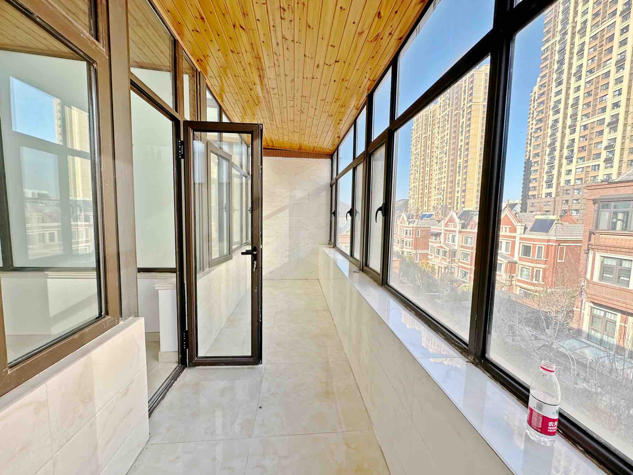 中海国际社区（铂宫别墅东区A5）