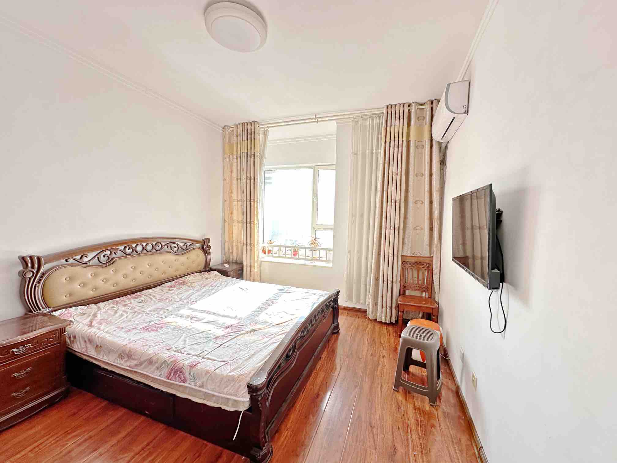 绿地新里卢浮公馆