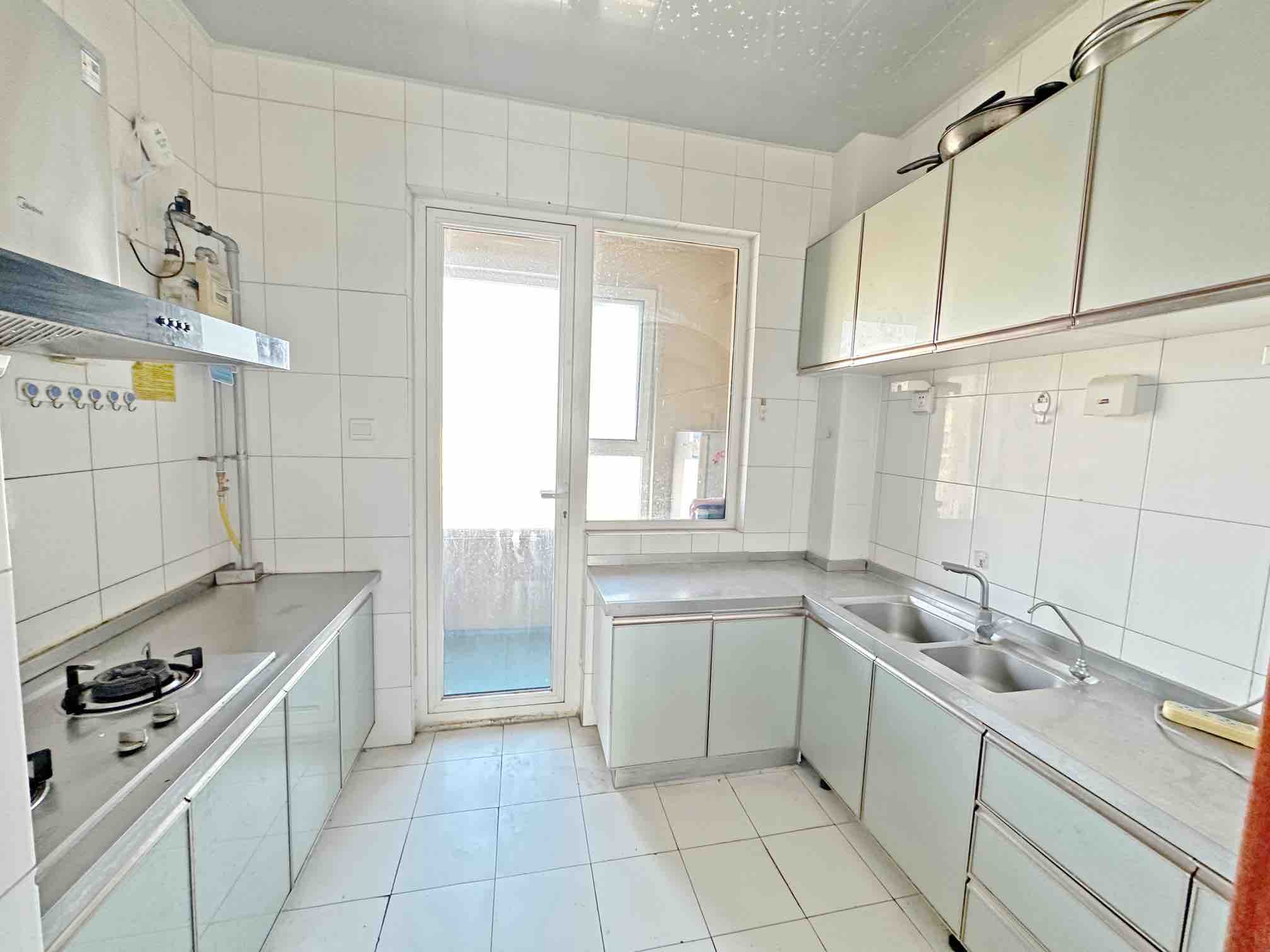 绿地新里卢浮公馆