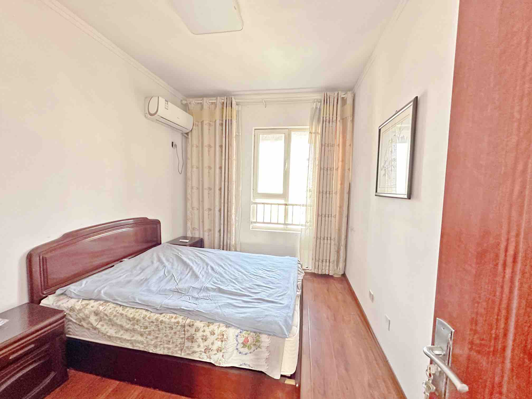 绿地新里卢浮公馆