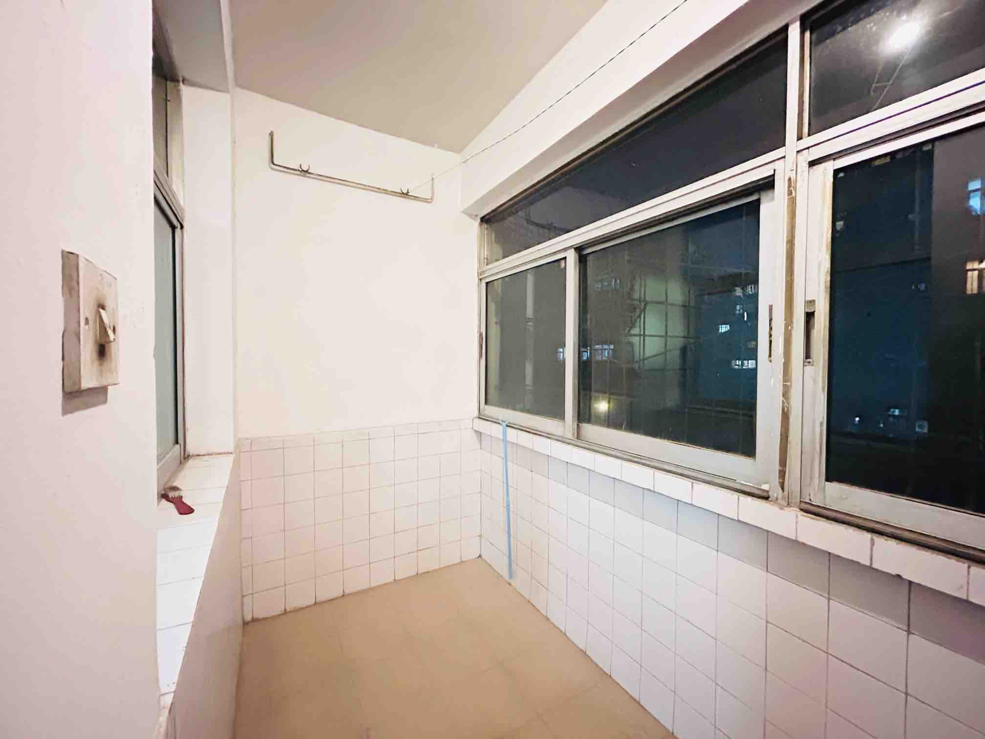 洪家楼南路17号