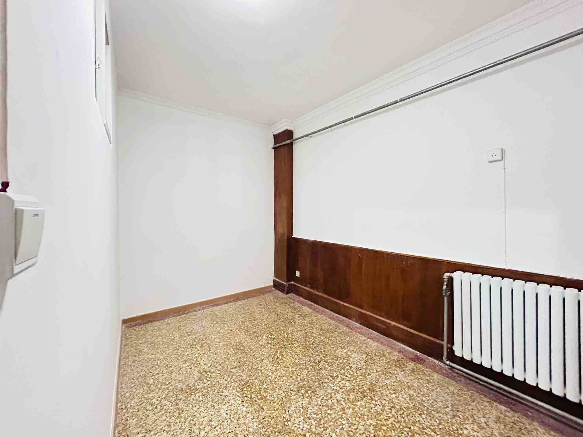 洪家楼南路17号