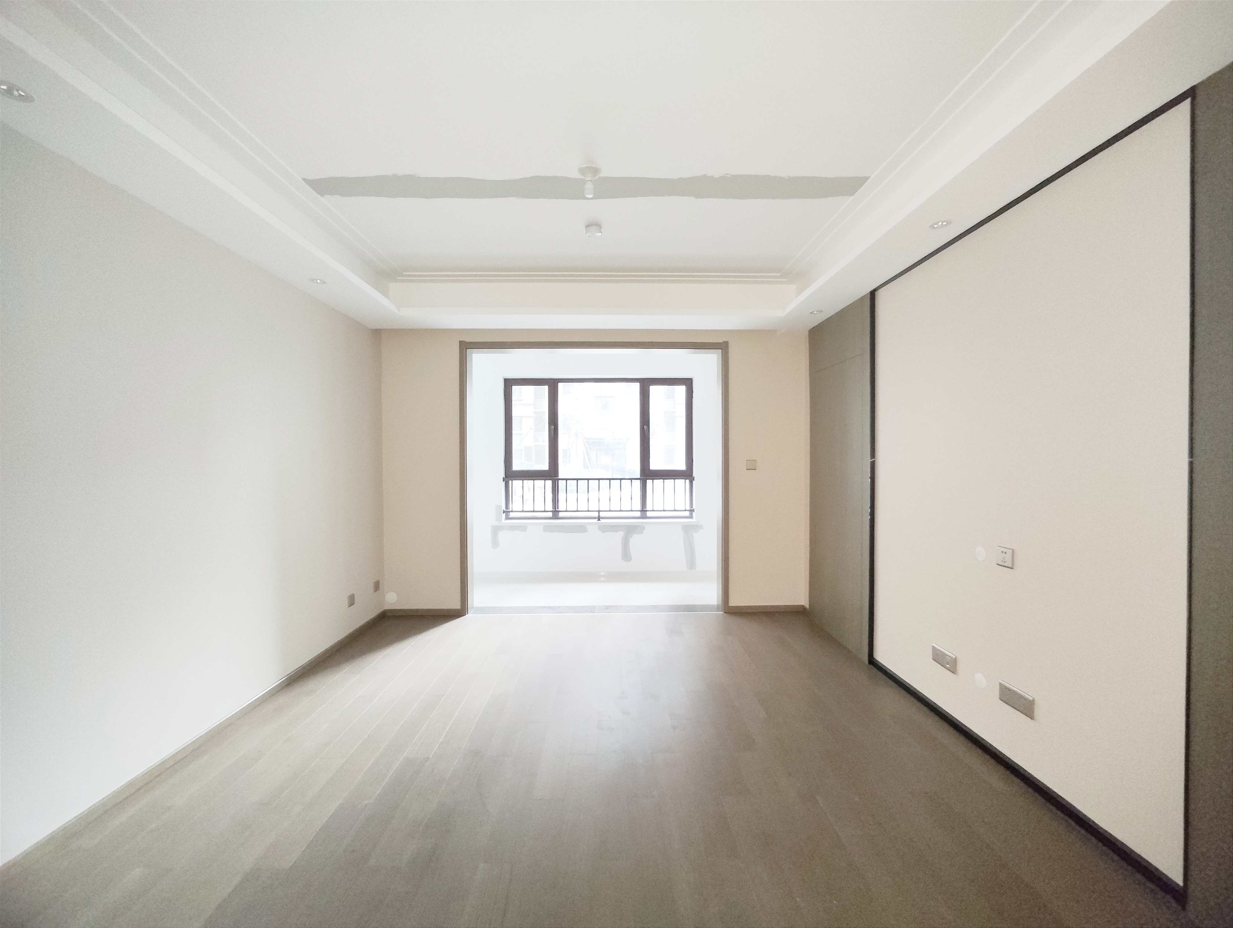  中建锦绣首府 南北