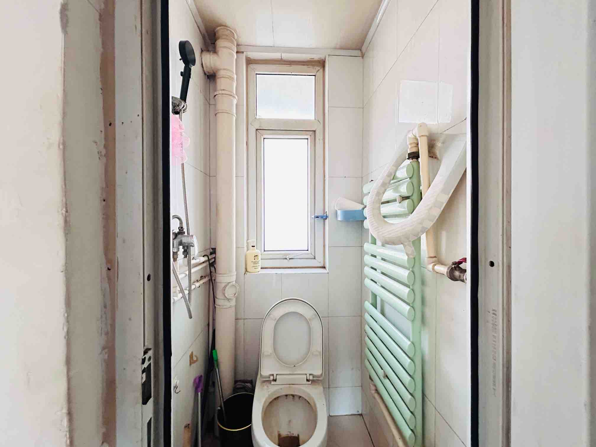 山大南路山大宿舍