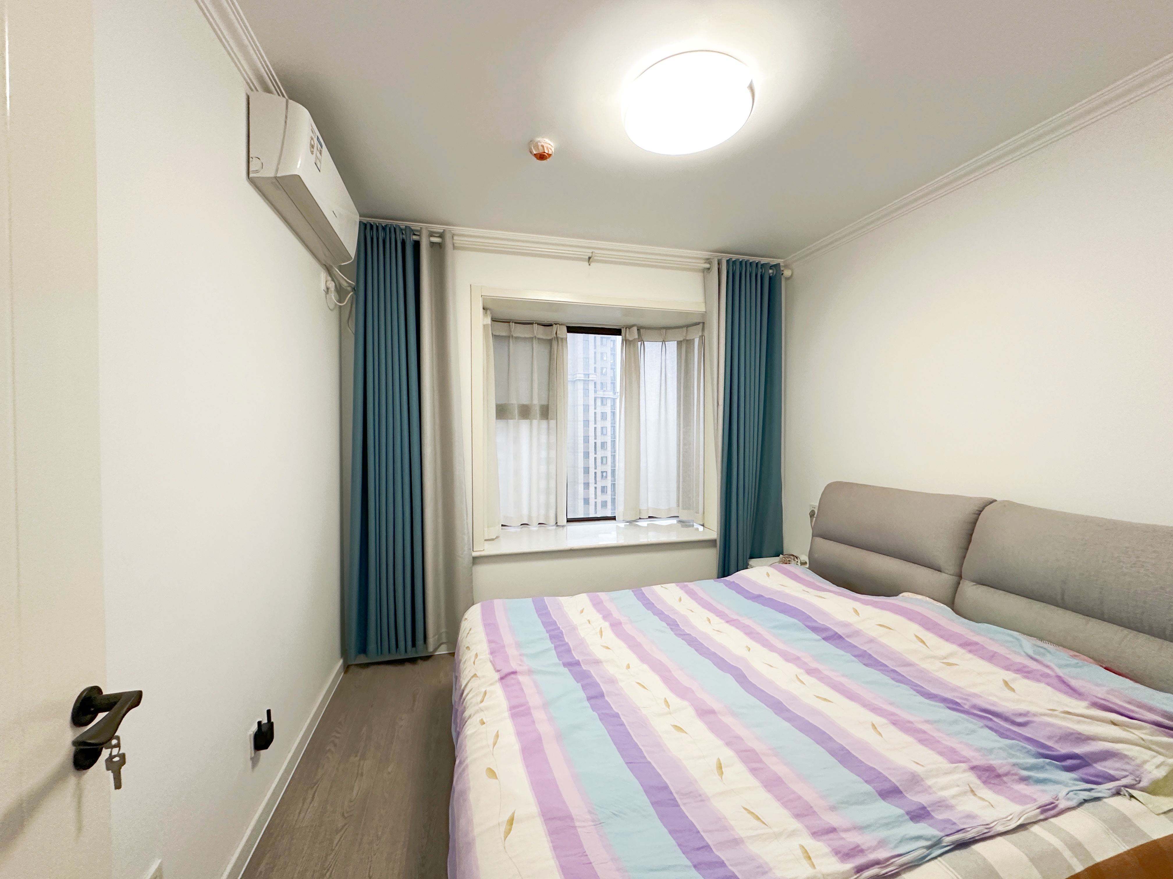 海尔云世界滟澜公馆花园