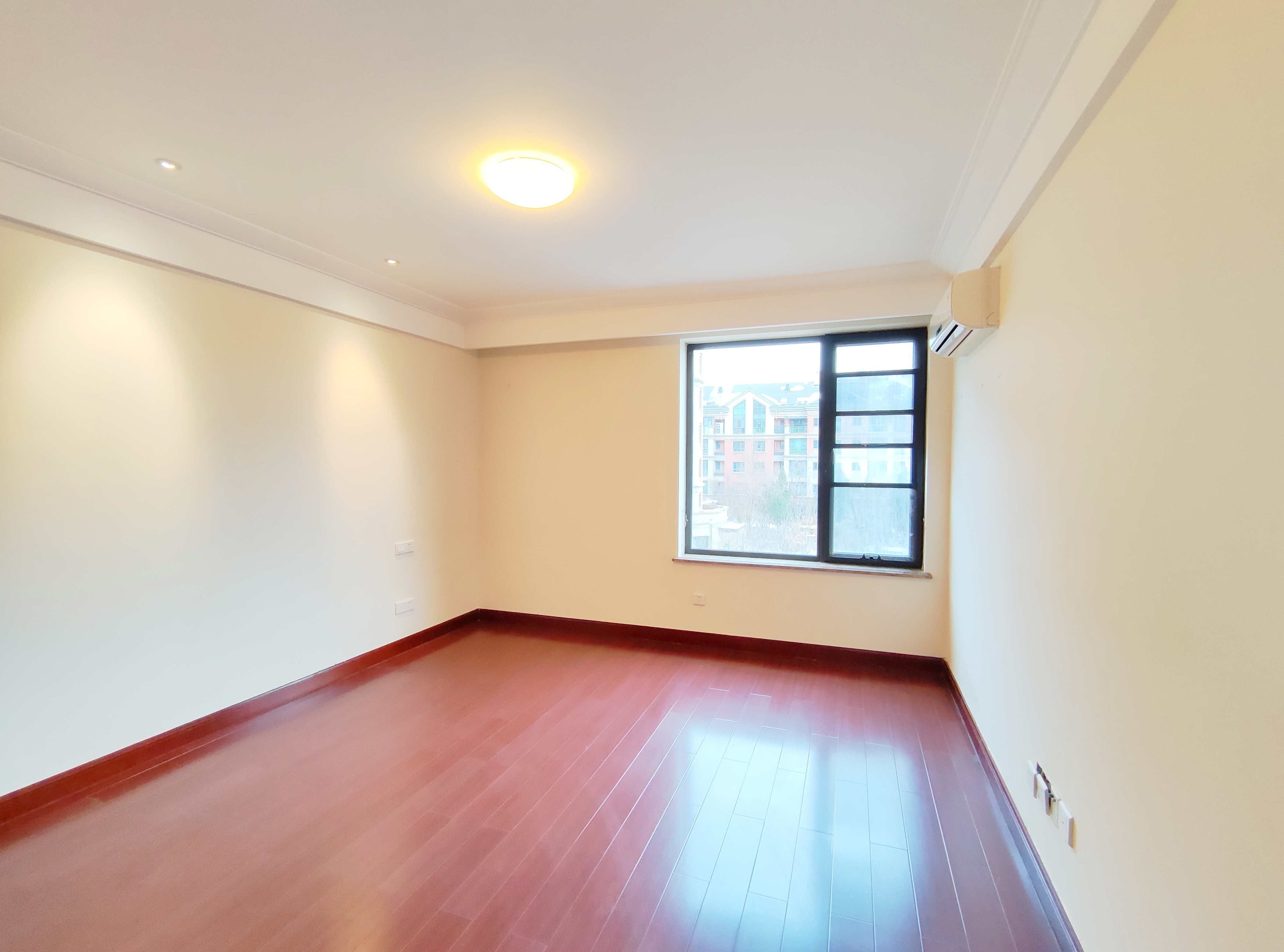 海尔绿城百合园