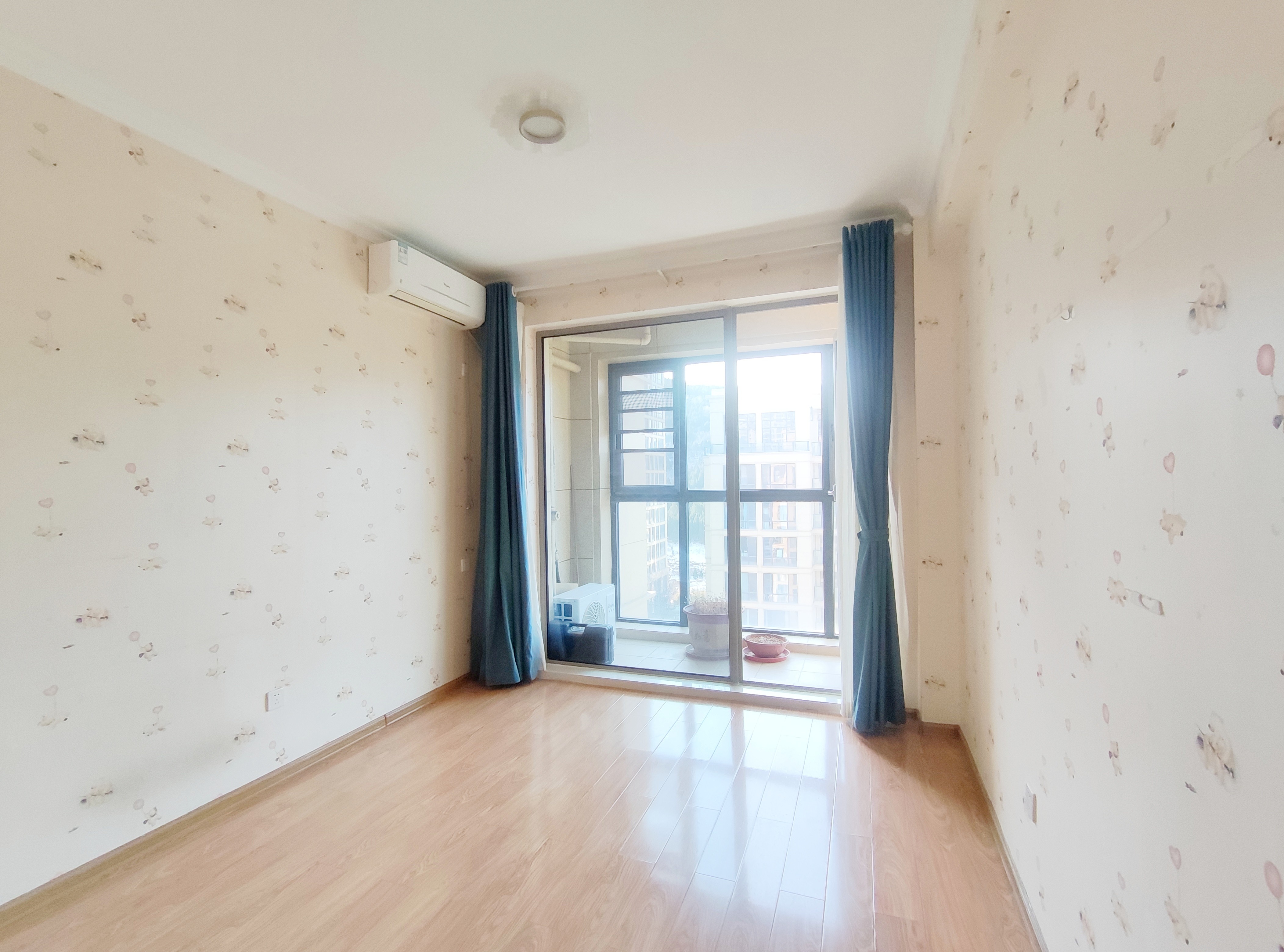 海尔绿城全运村锦兰园