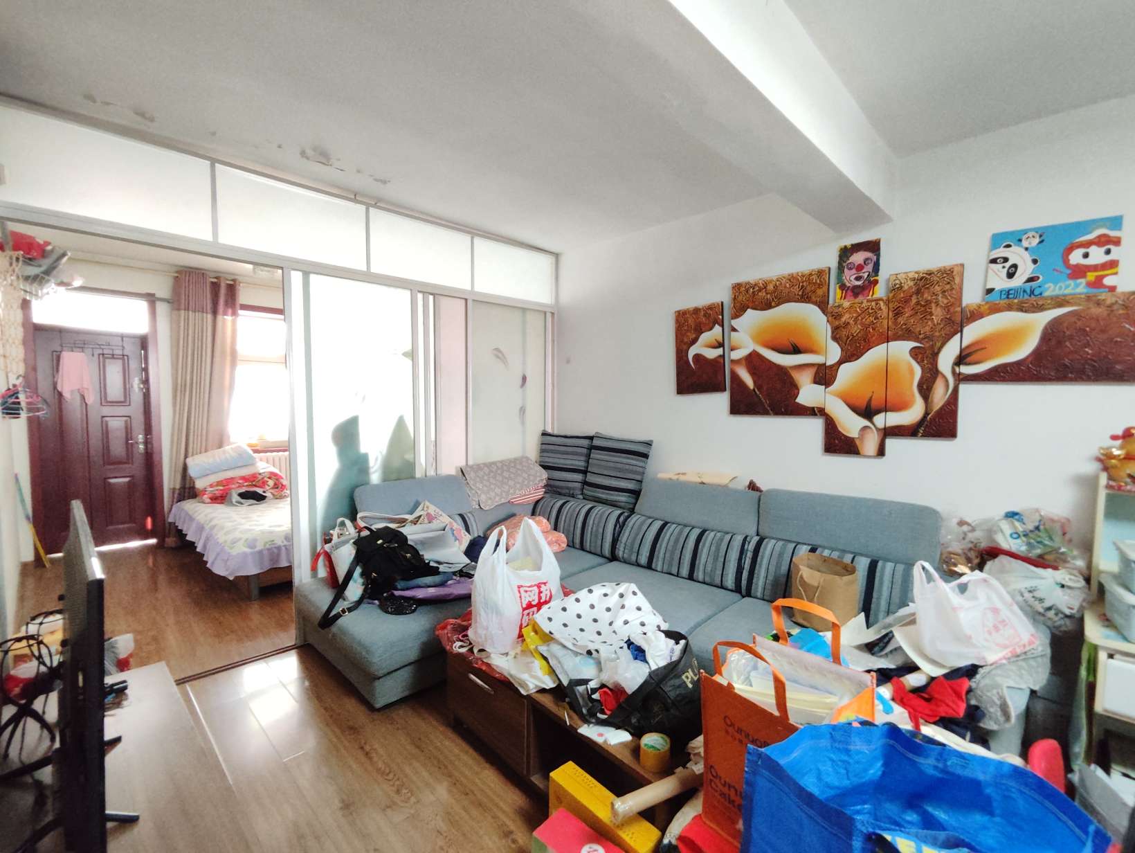 整租·新出，精装，两室 ，家具家电齐全，配合看房。