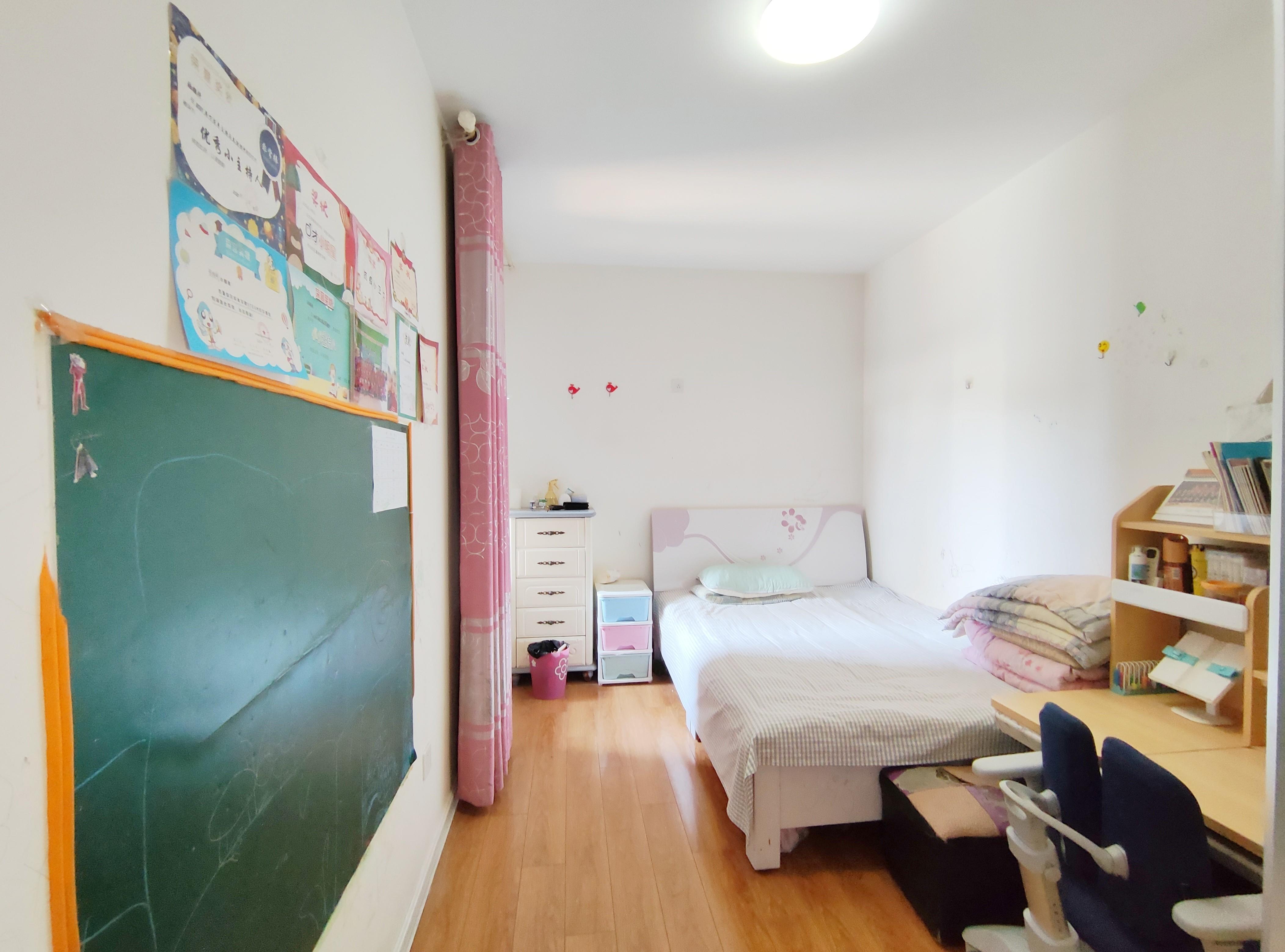 中铁逸都国际