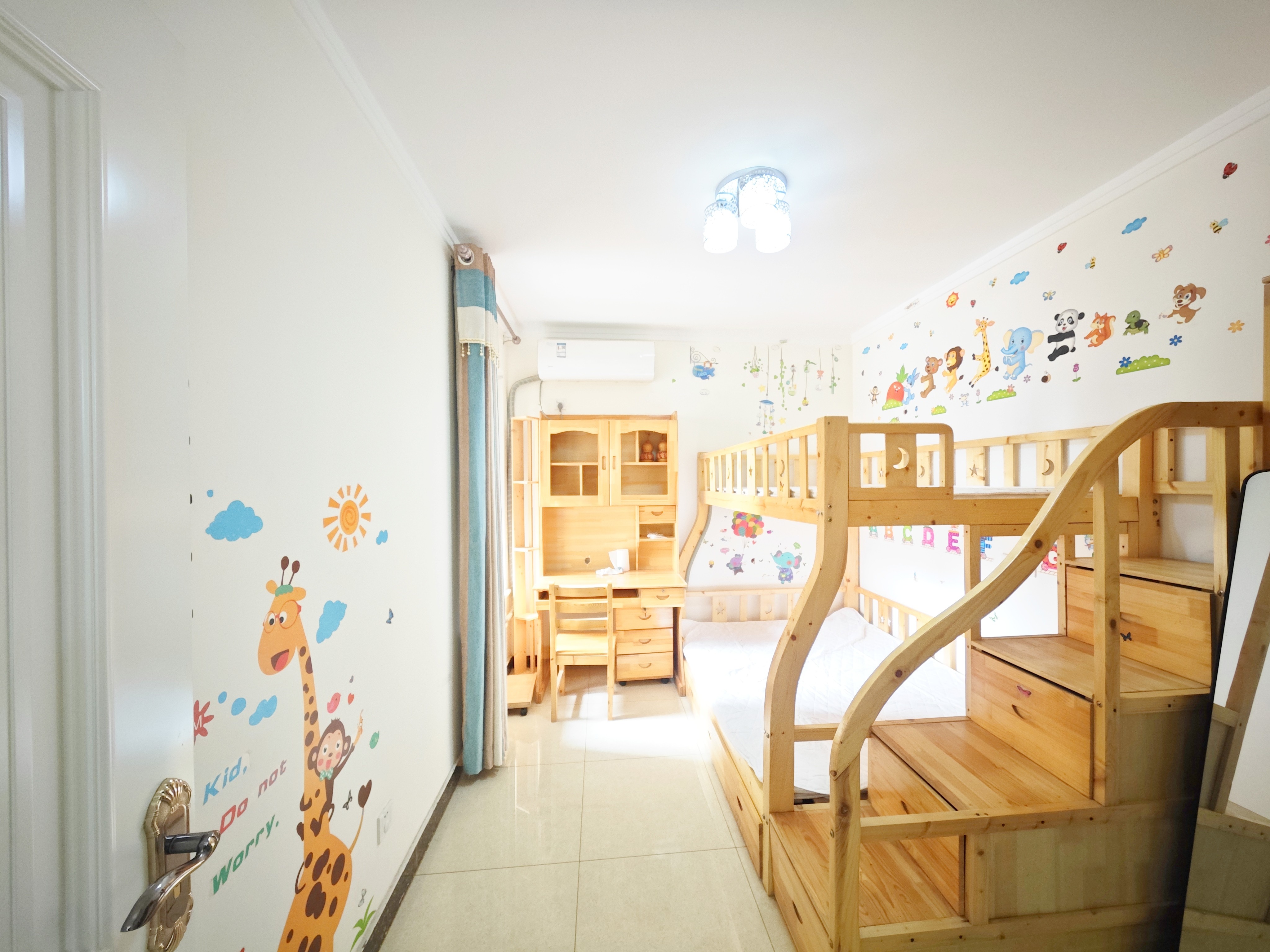 银丰唐郡荷花园