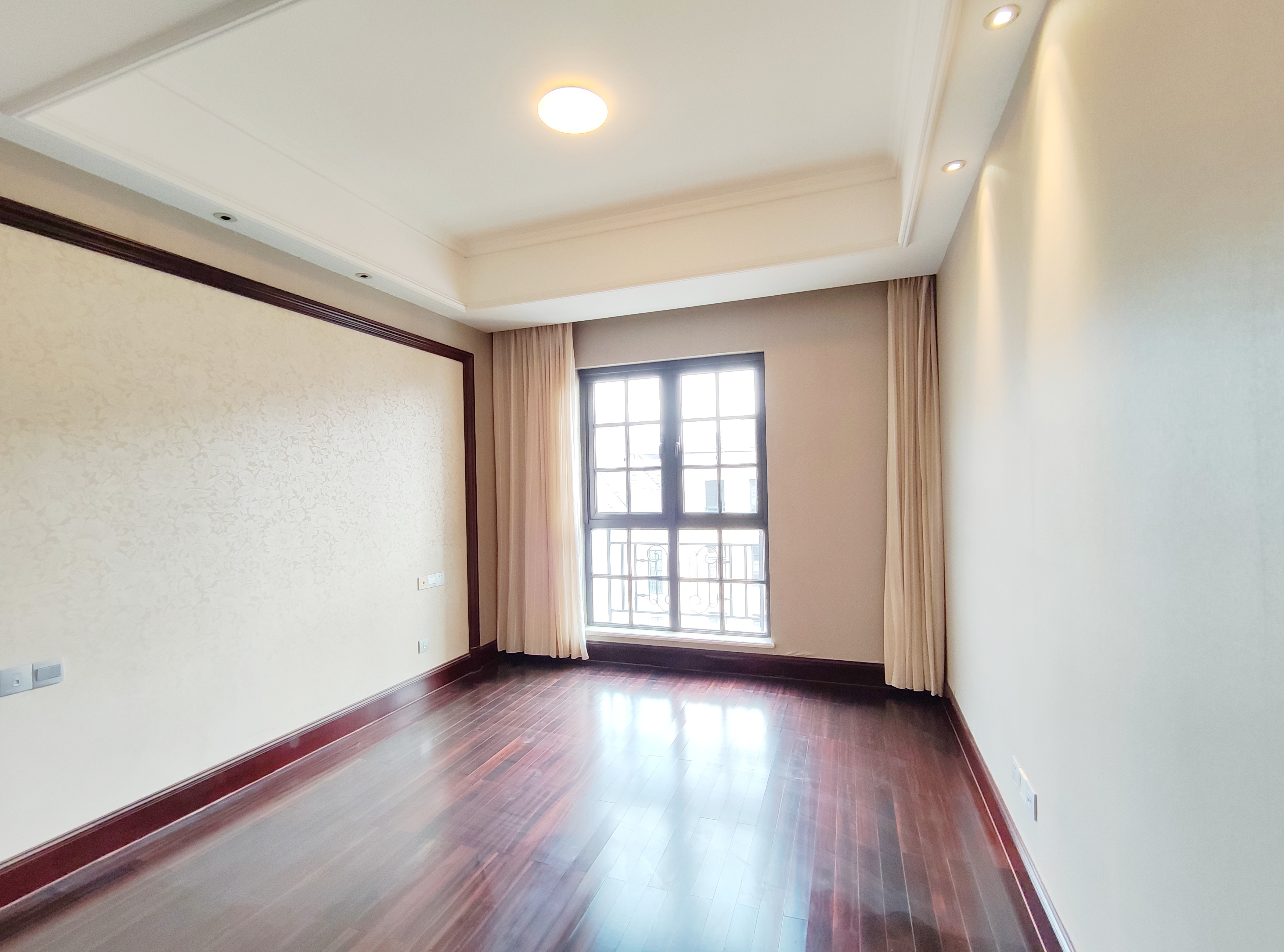 海尔绿城玫瑰园