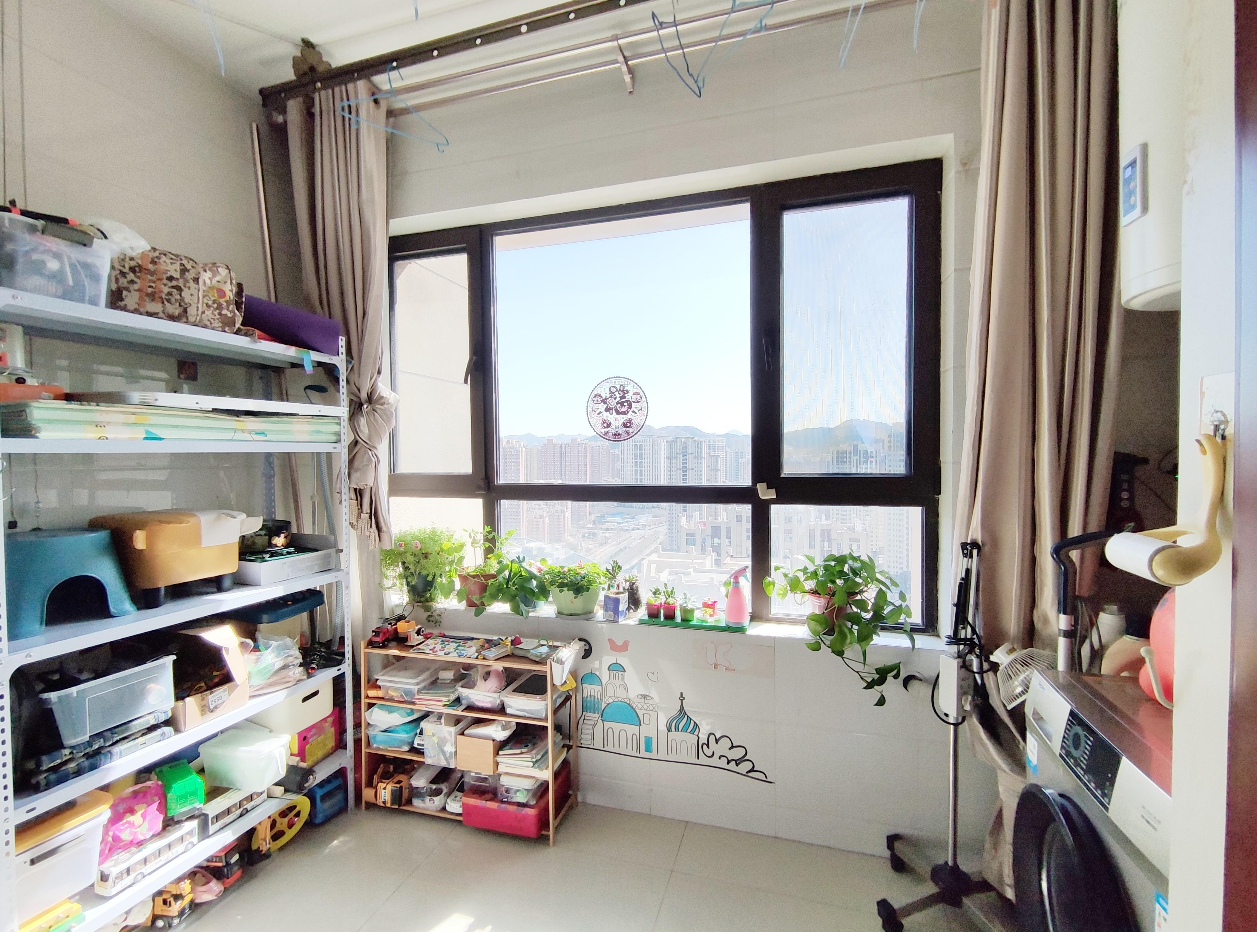 鲁邦奥林逸城东区
