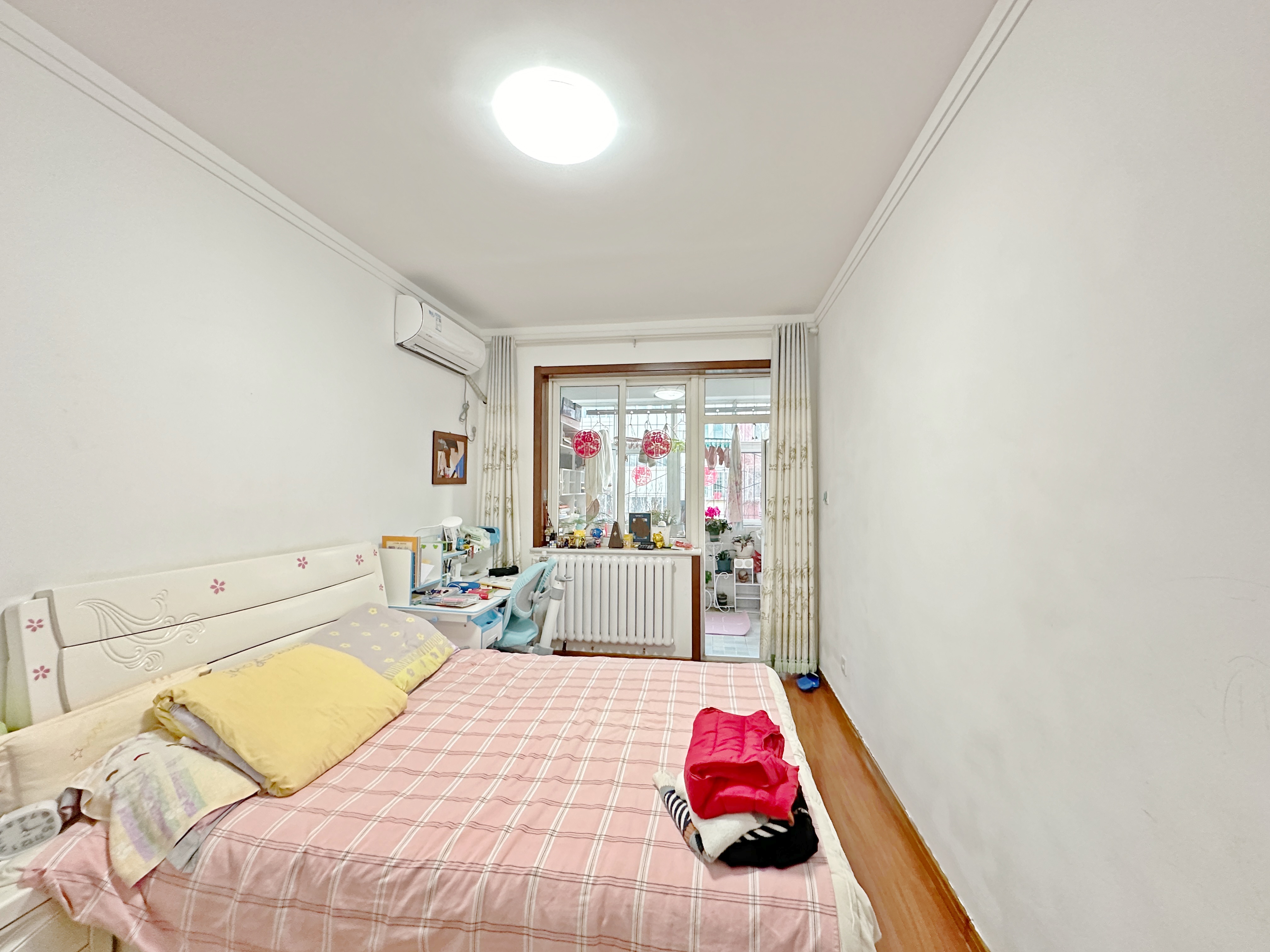 卧龙花园龙和苑