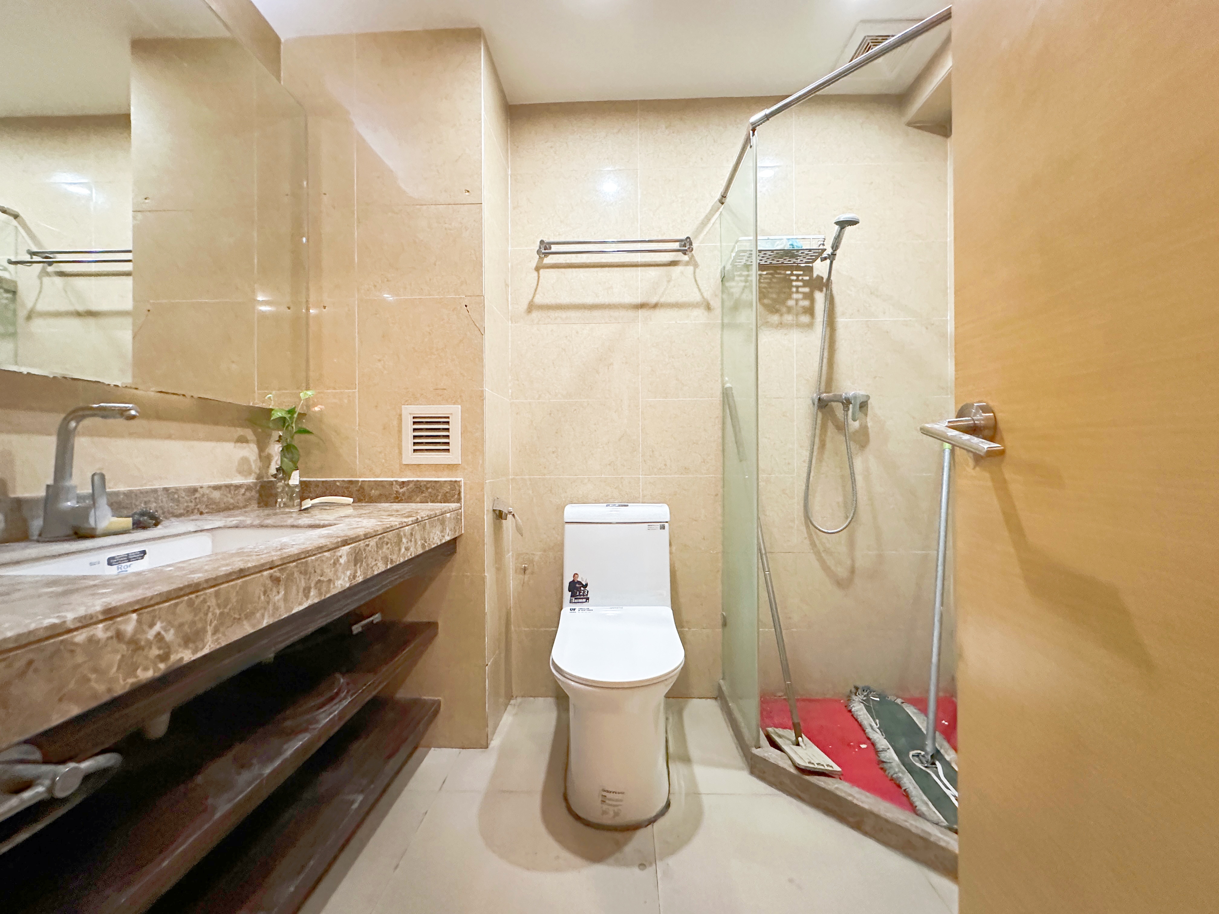 南益名泉春晓公寓