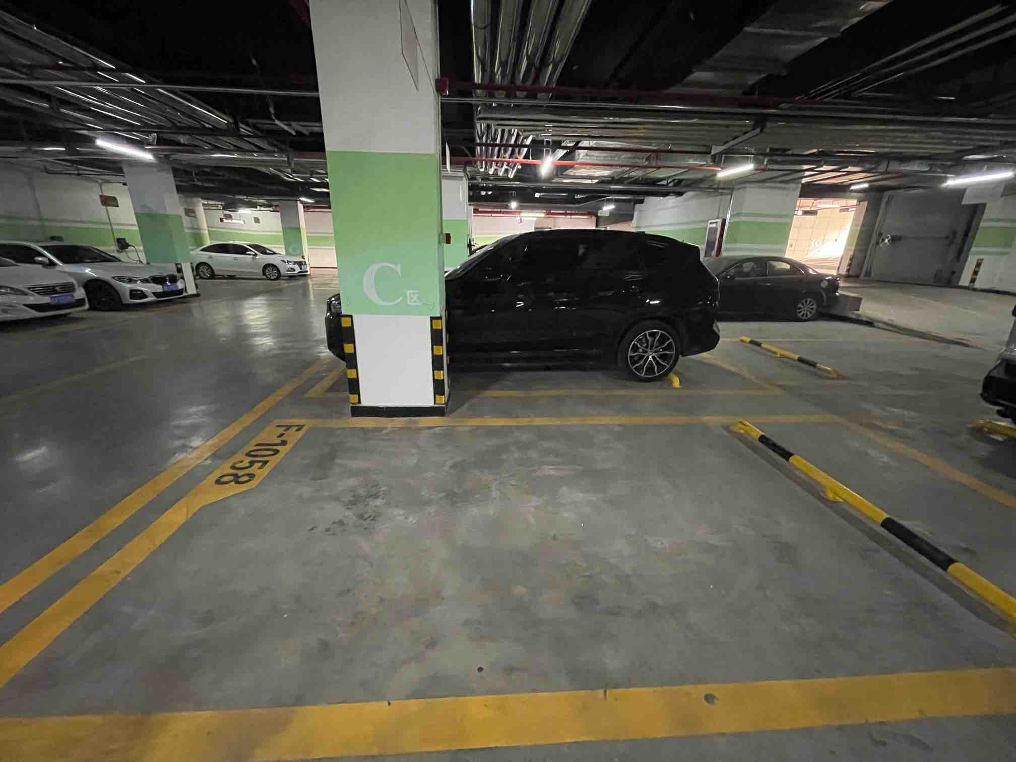  万科山望车位商铺