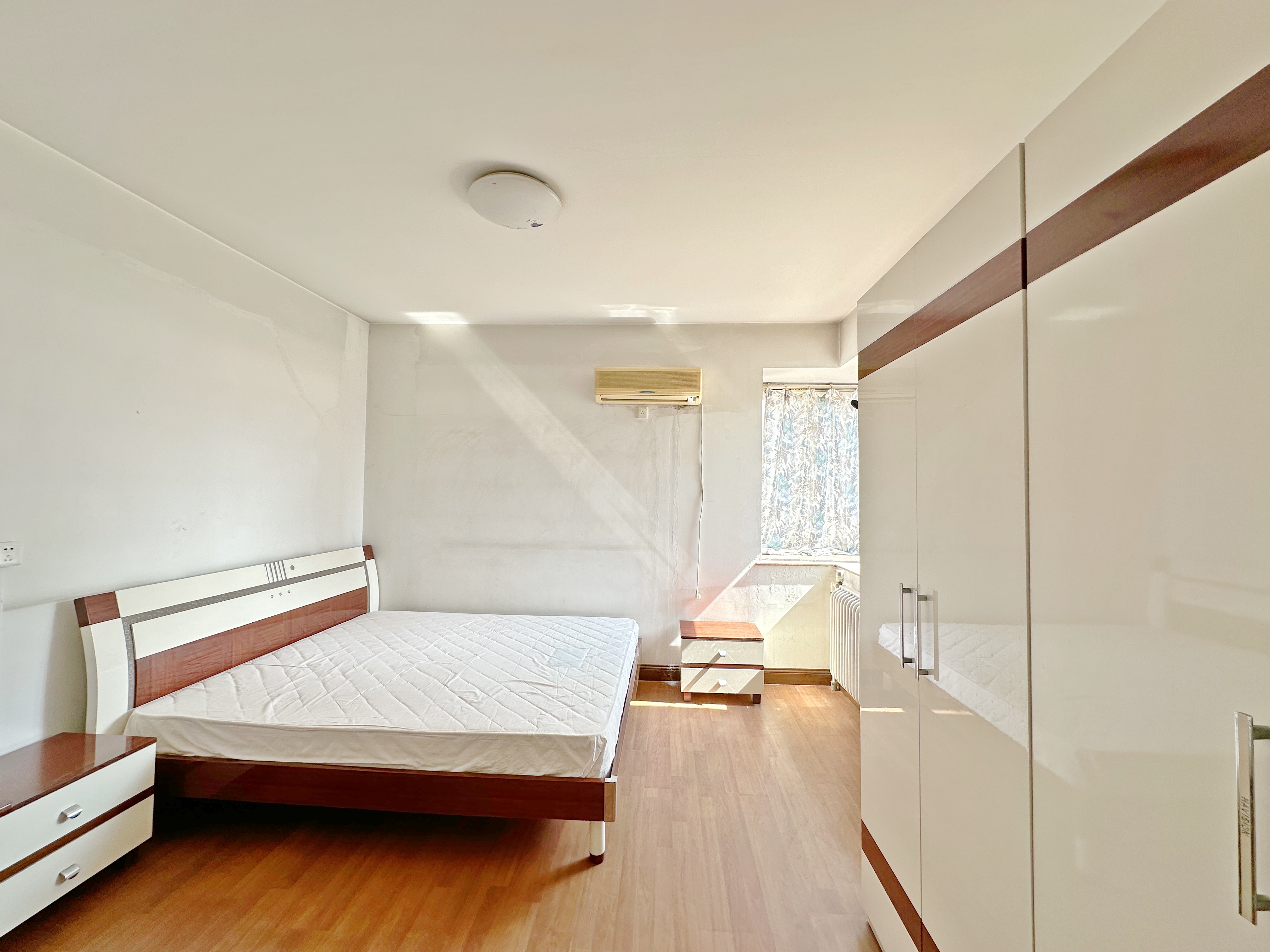 新世界阳光花园