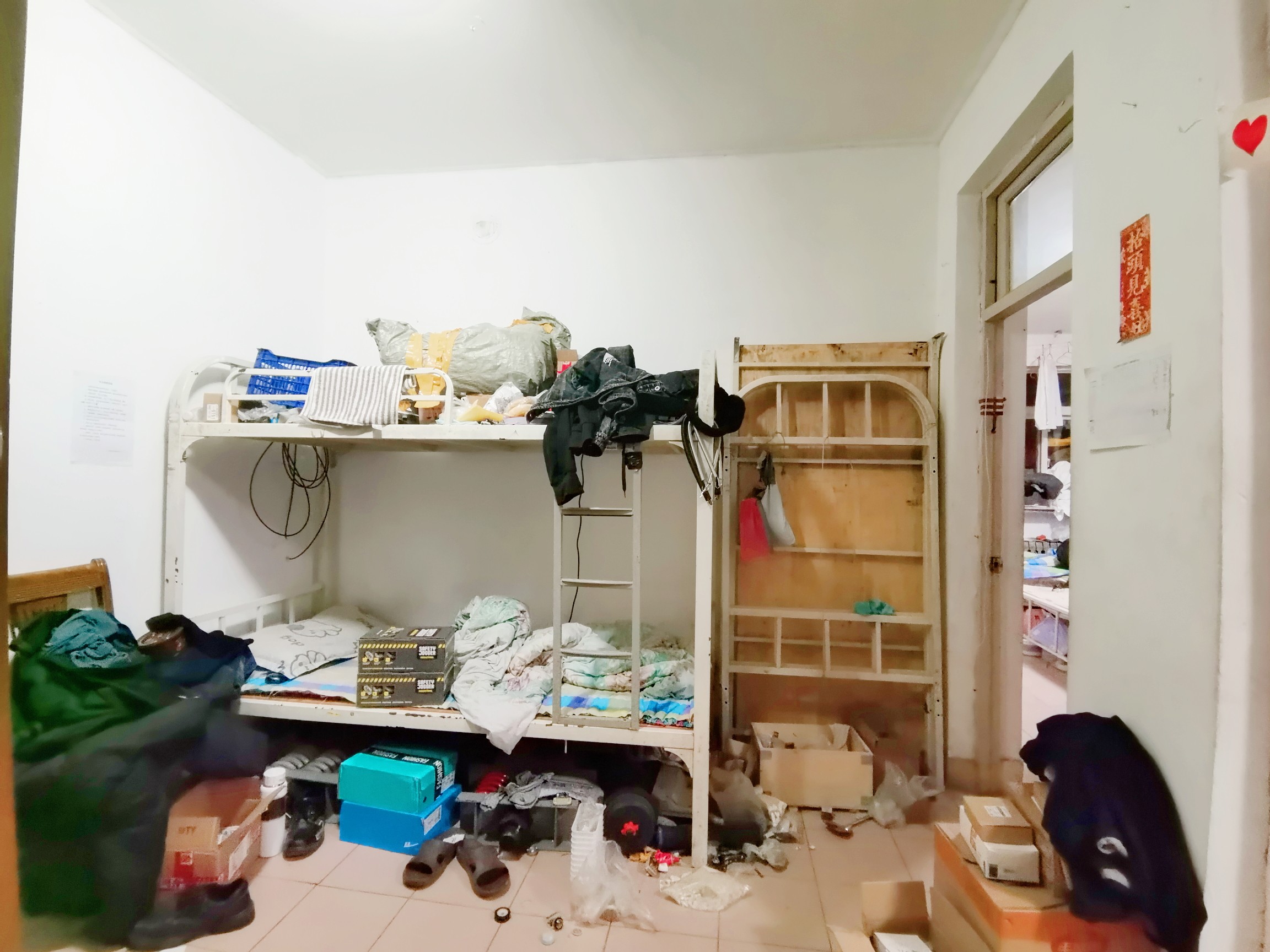  济柴九宿舍  南北