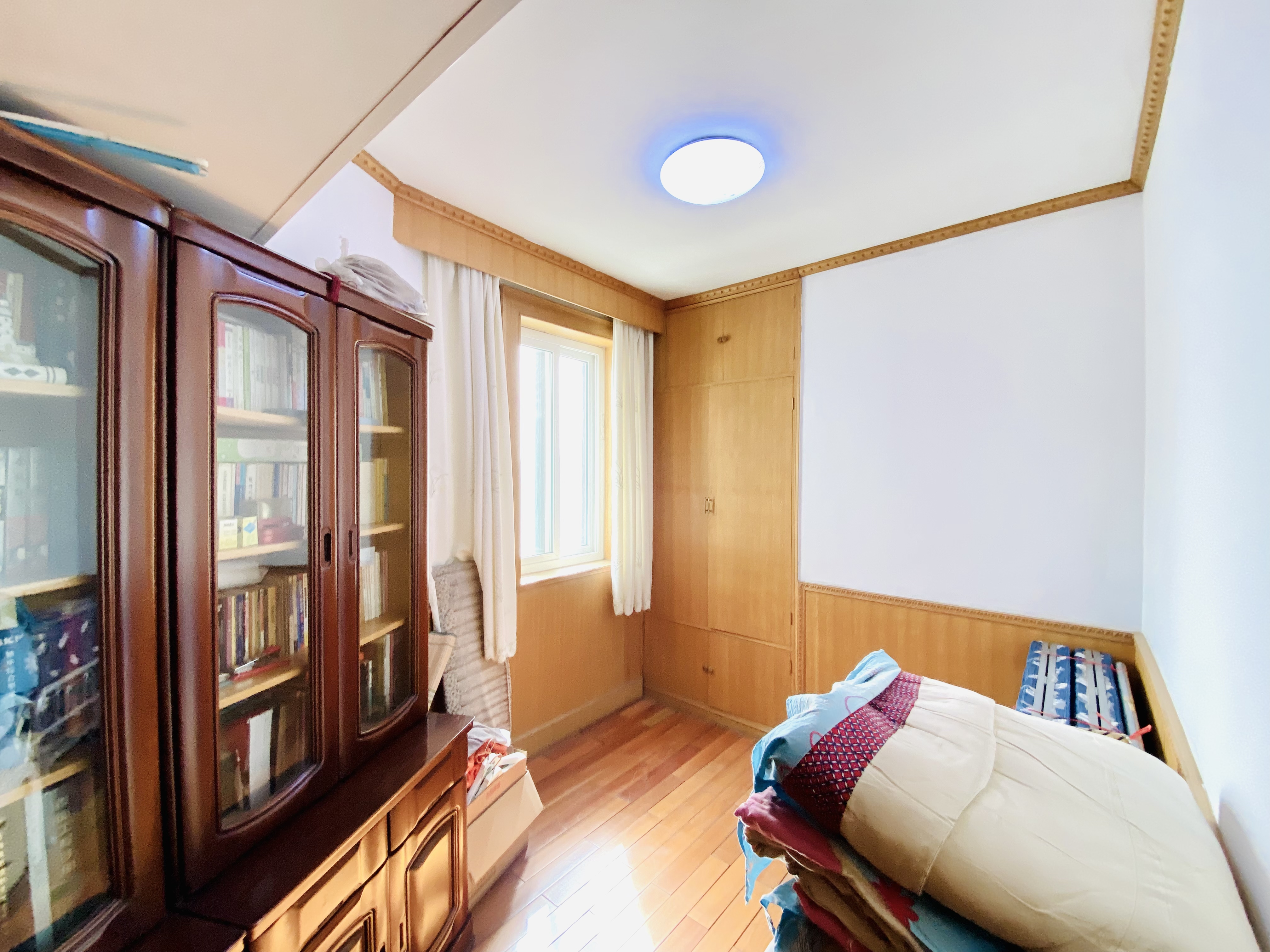 济钢新村中心区