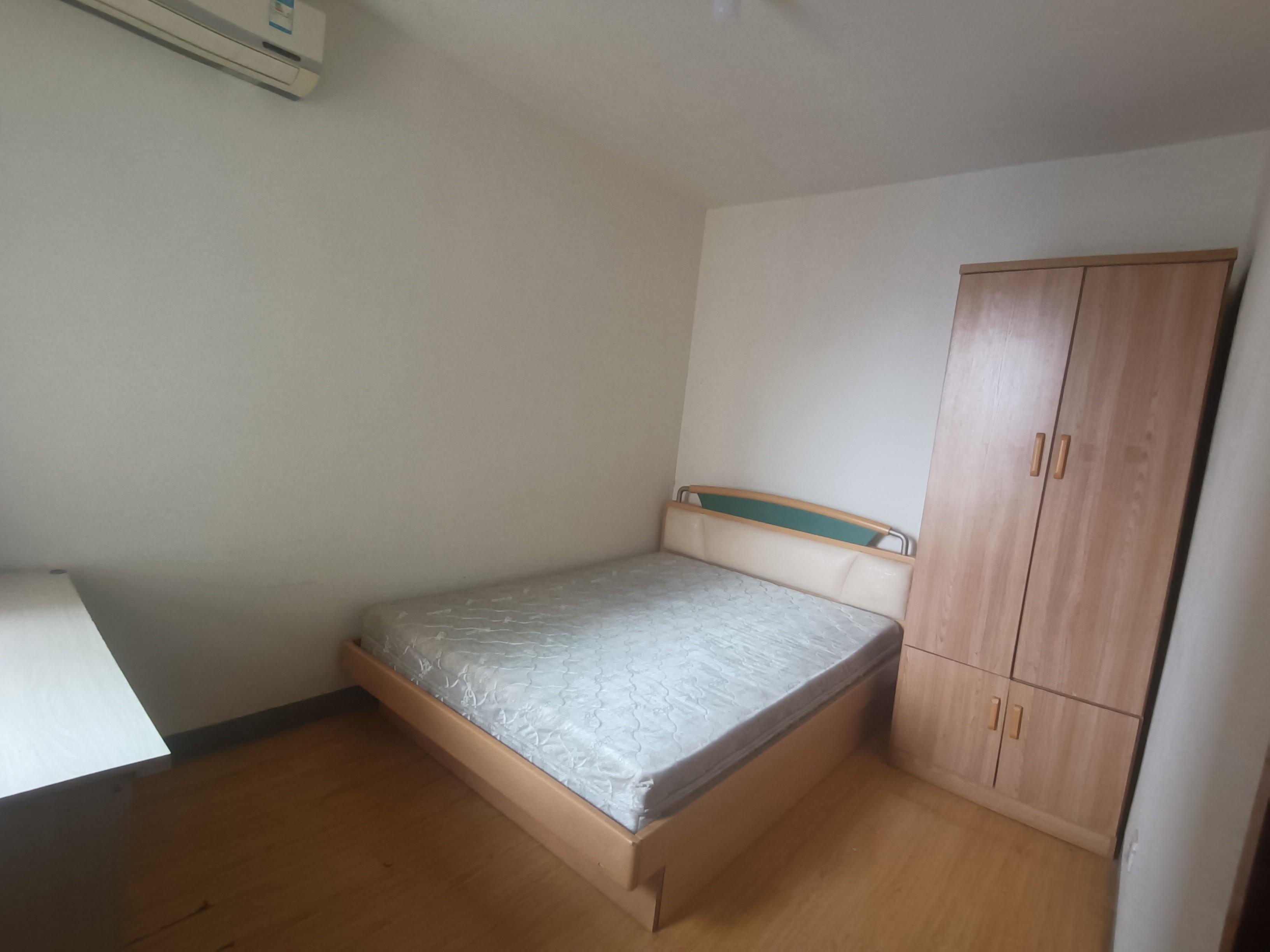 鲁邦奥林逸城东区