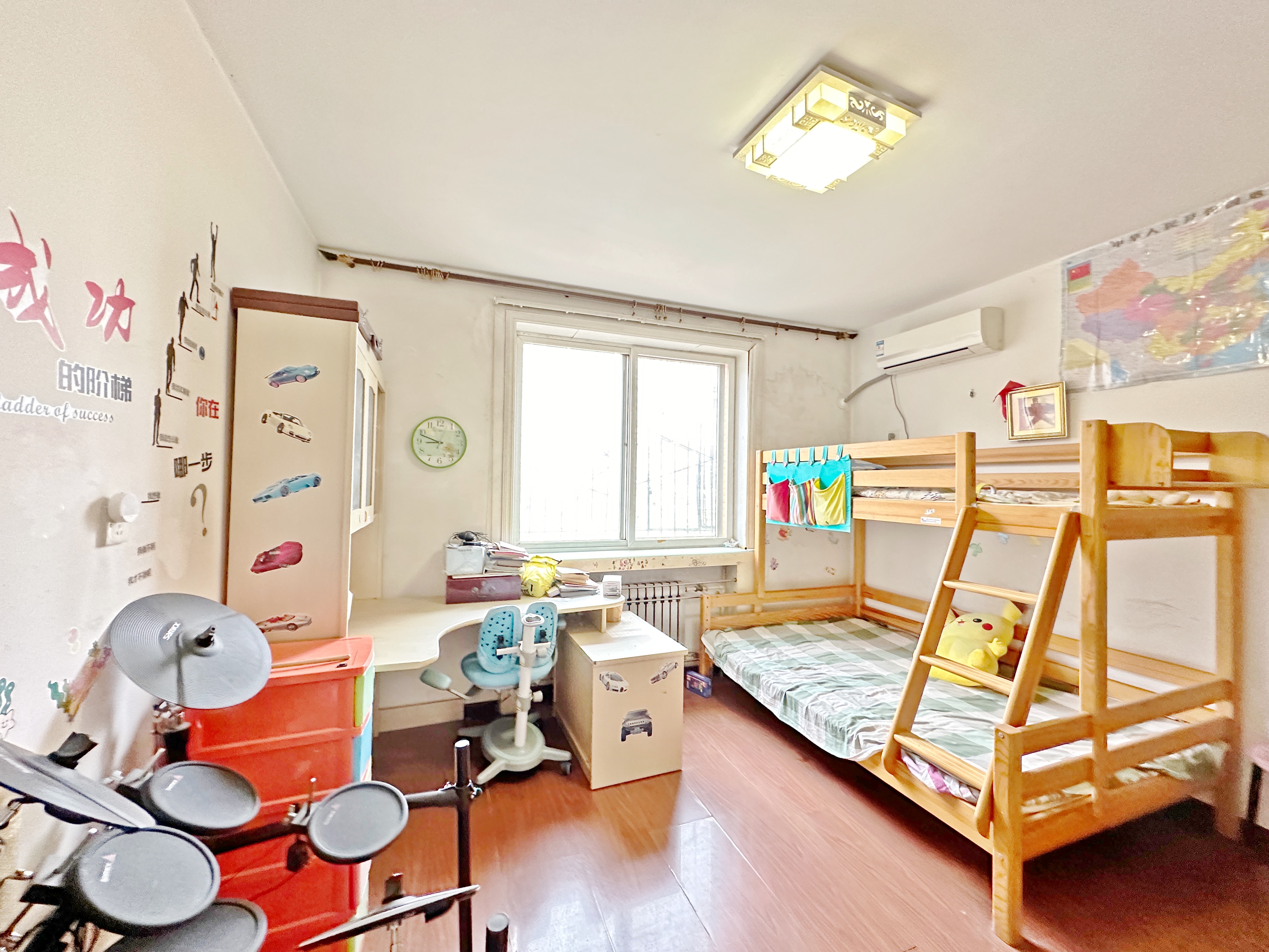 丁字山路佳宝宿舍