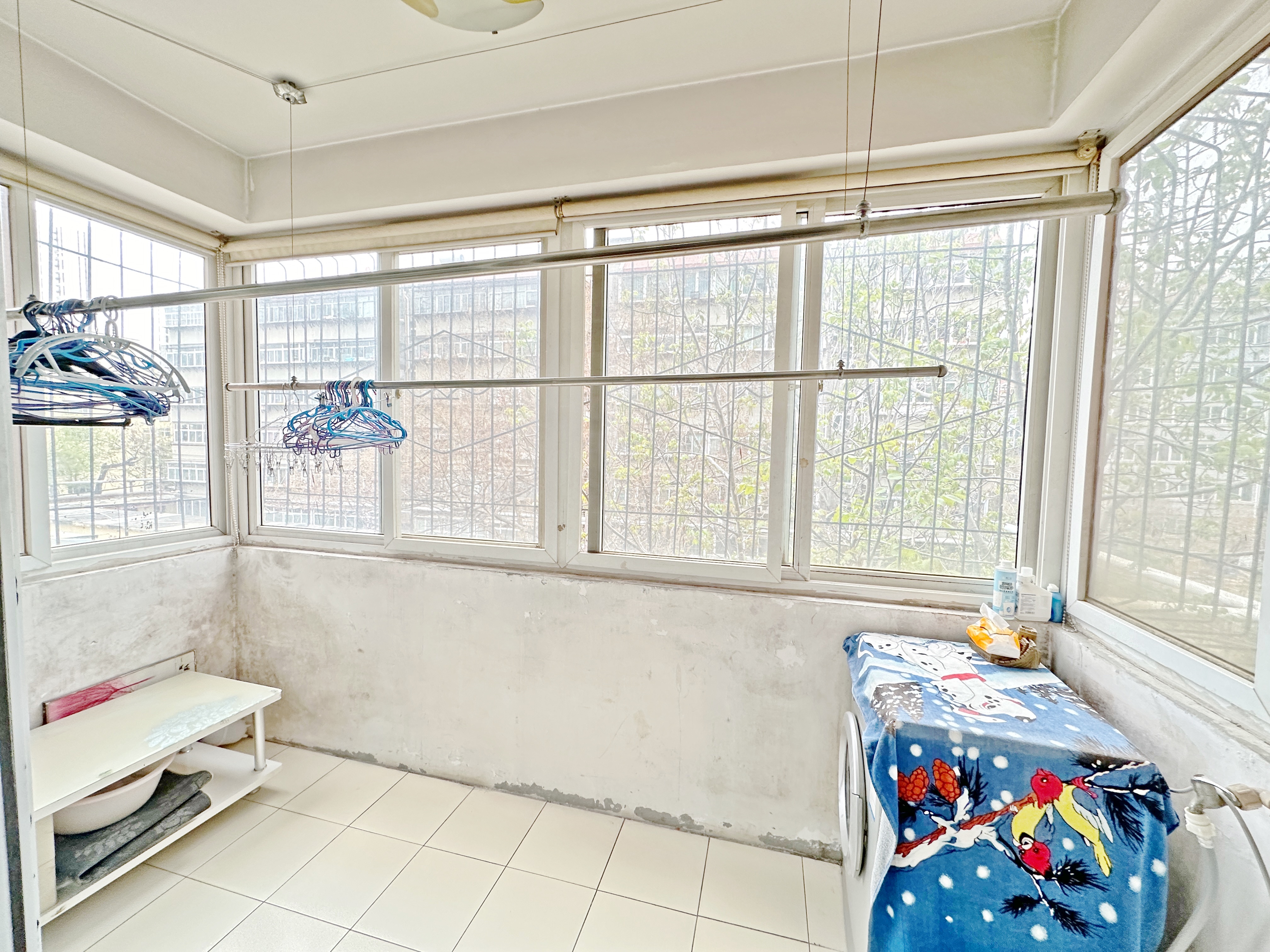 丁字山路佳宝宿舍