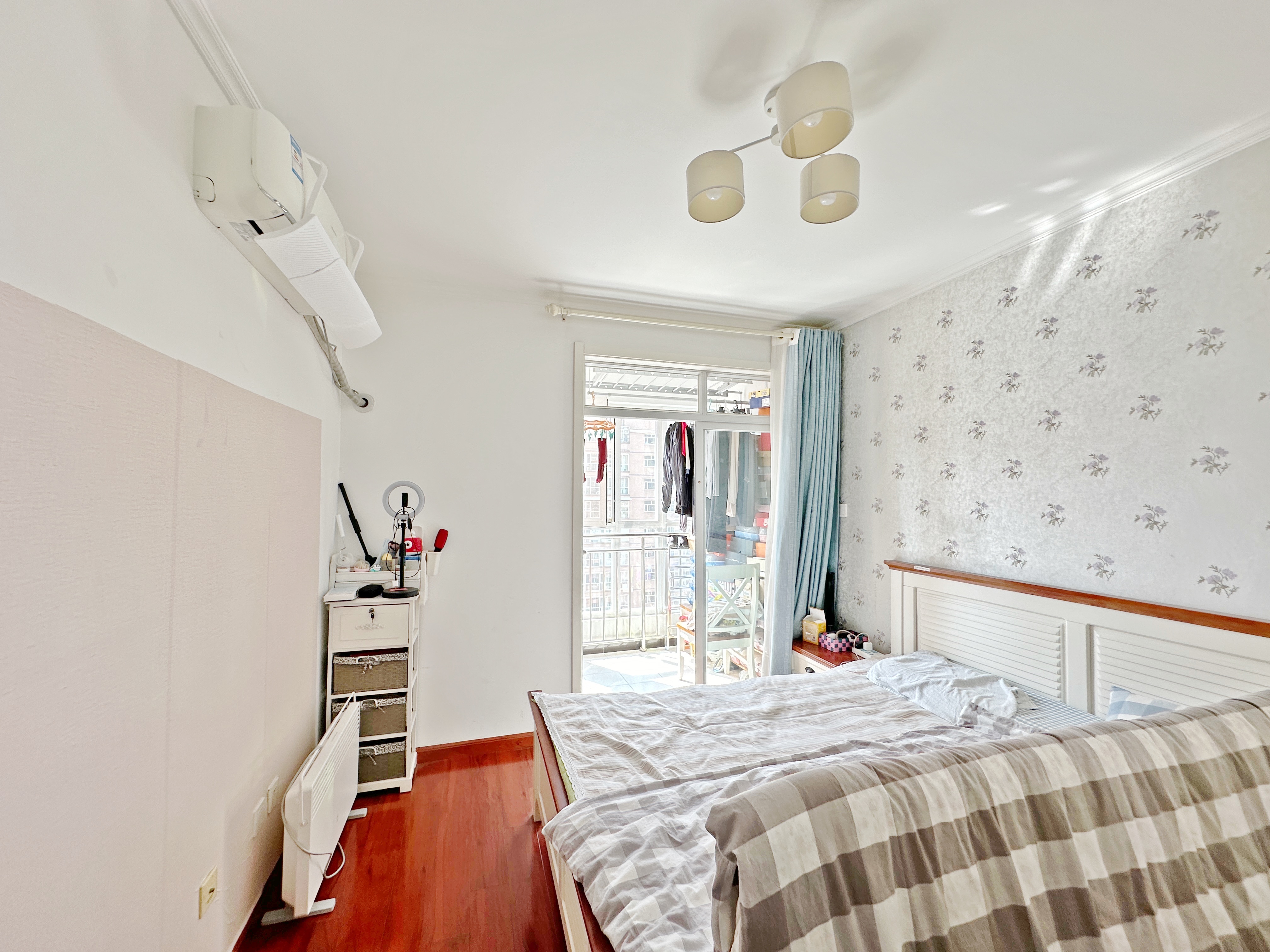 新世界阳光花园