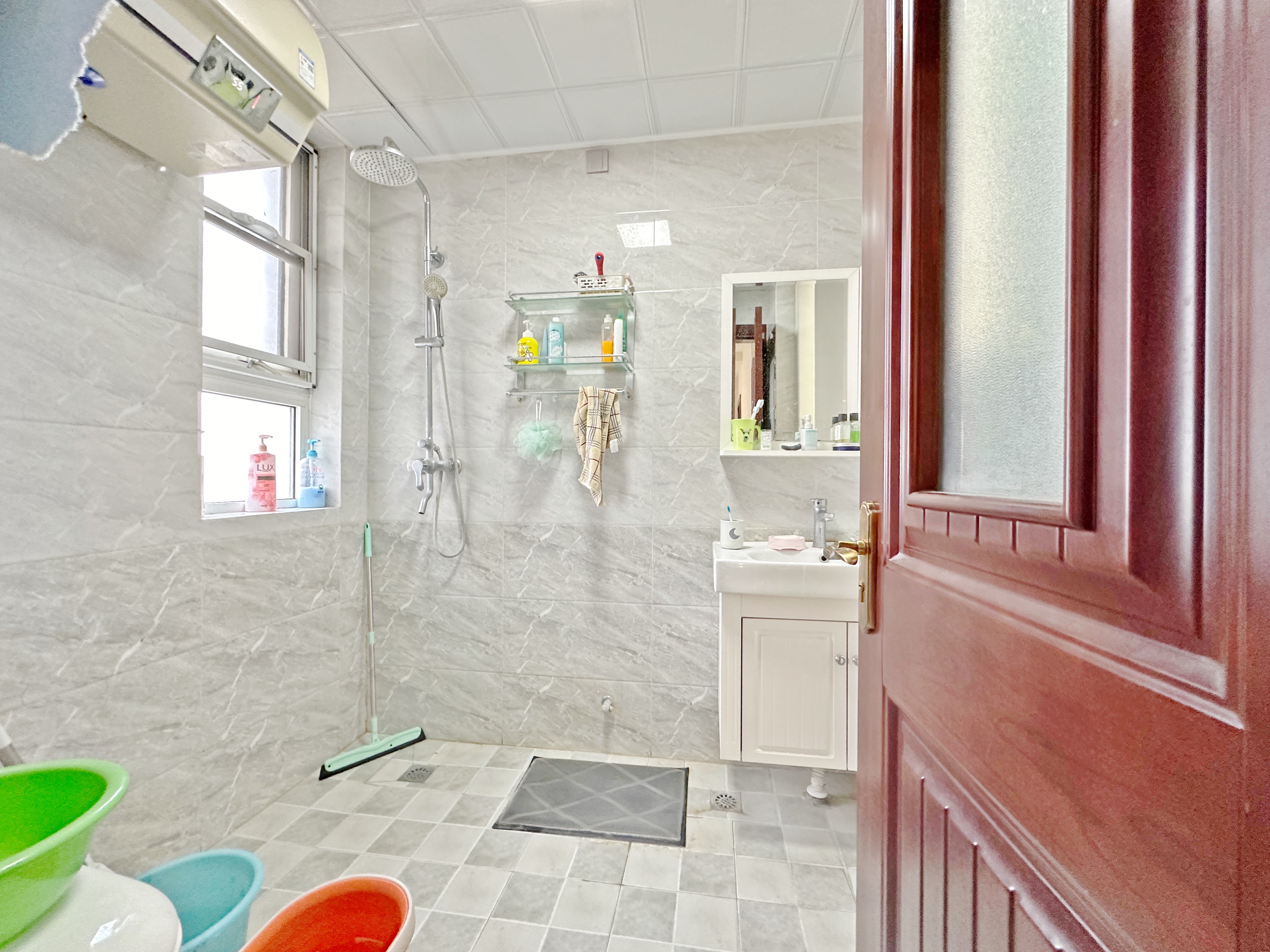 绿地新里卢浮公馆