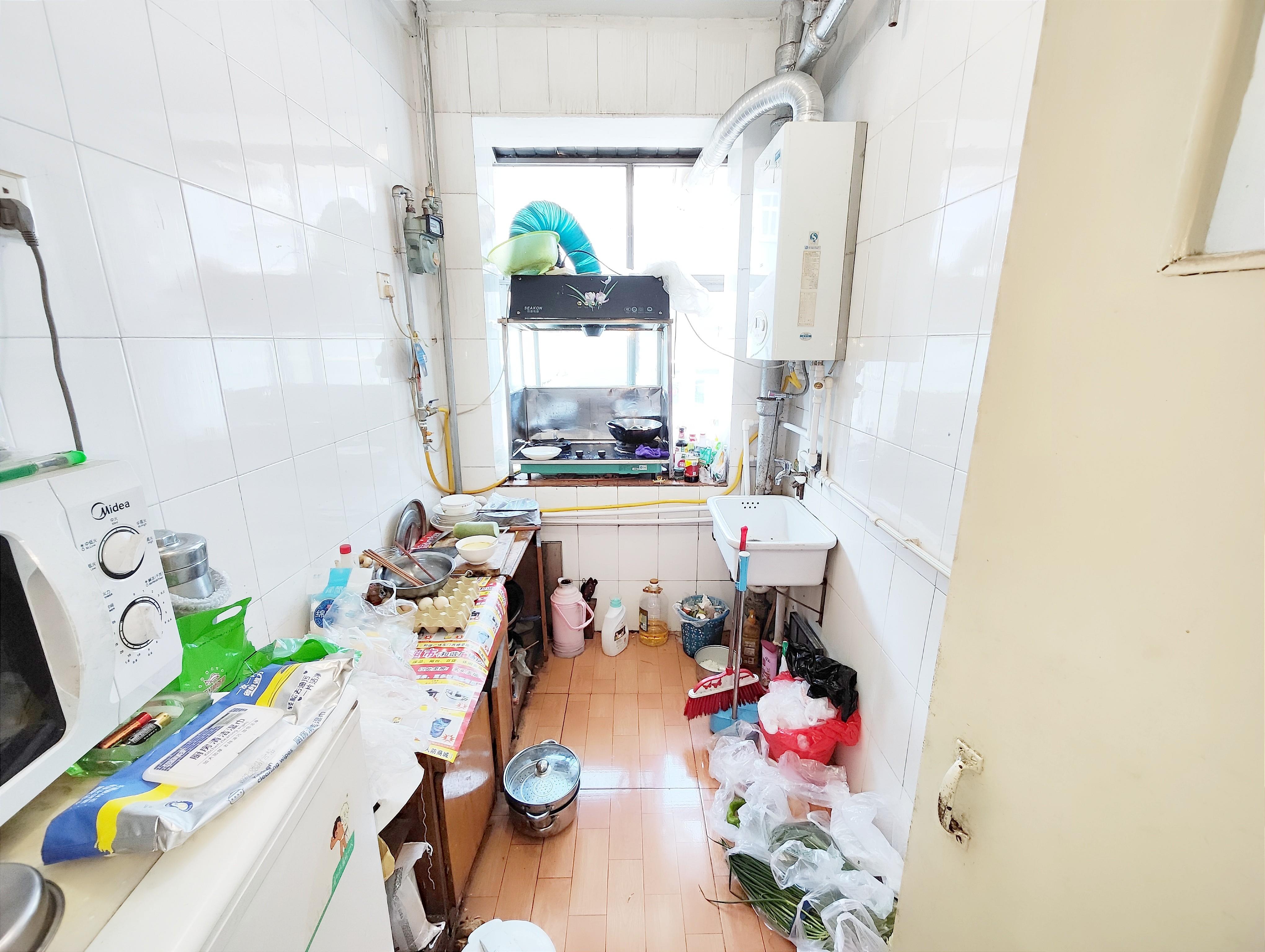 交校路路桥集团宿舍