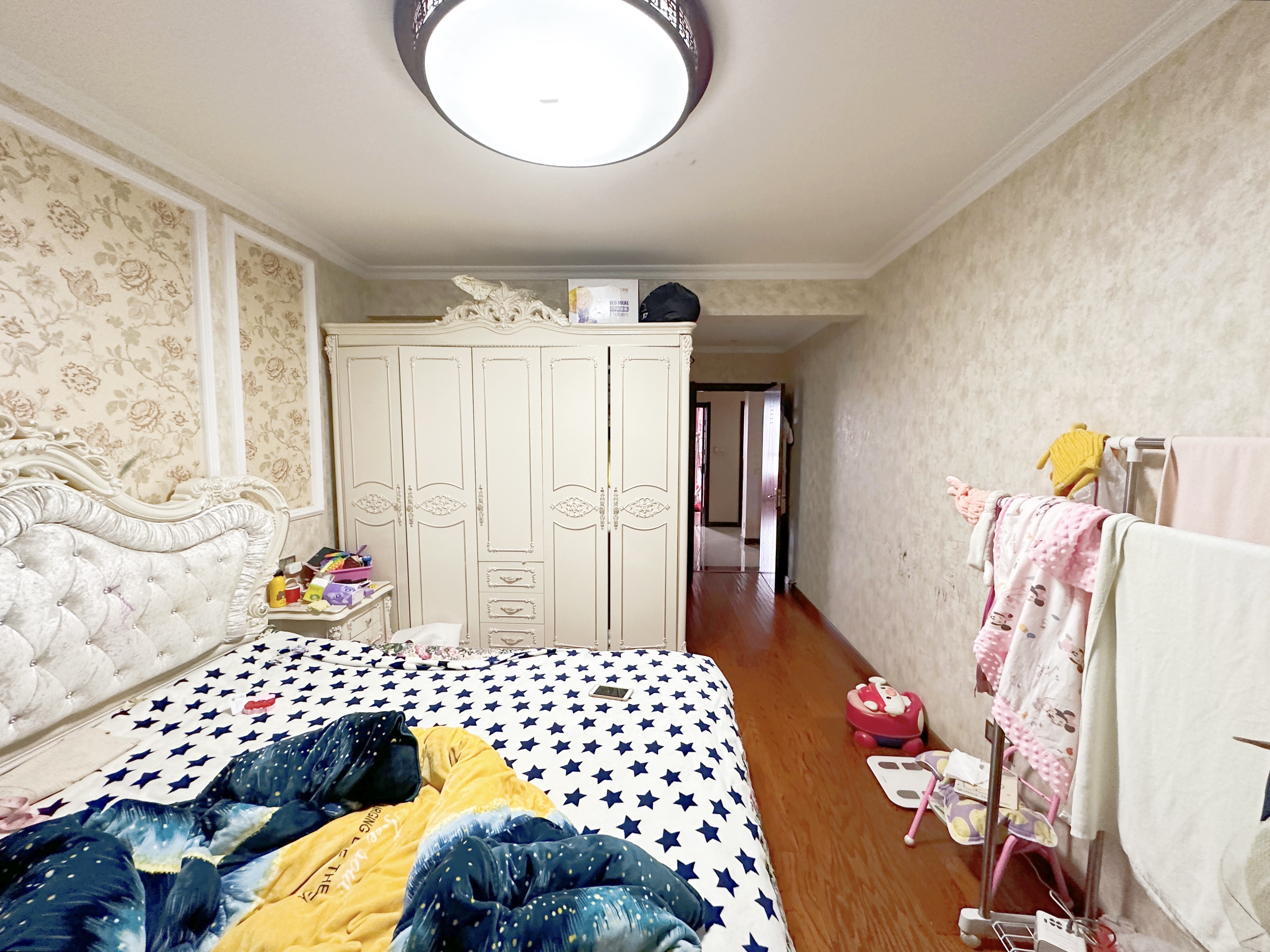 绿地新里梵尔赛公馆