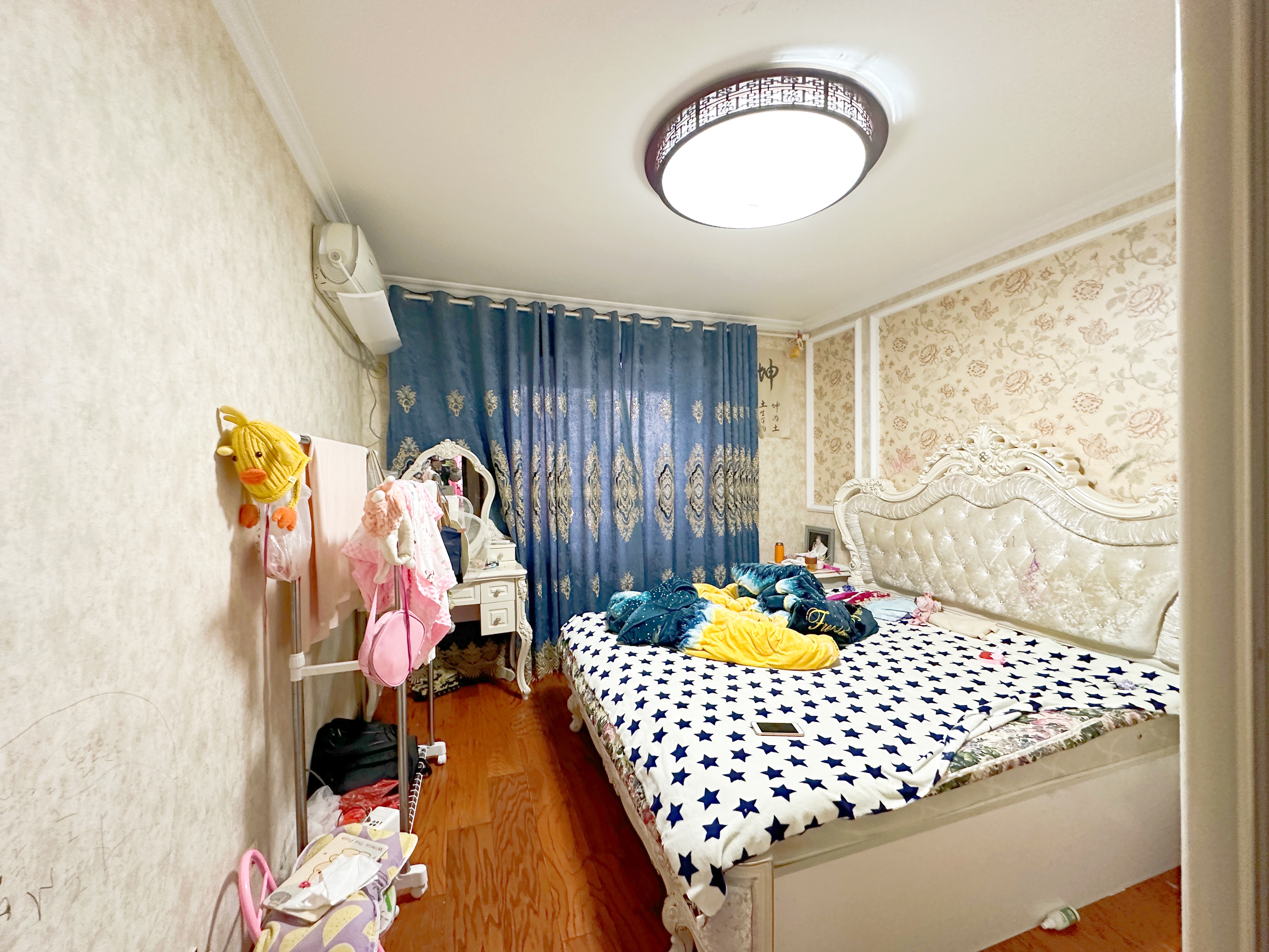 绿地新里梵尔赛公馆