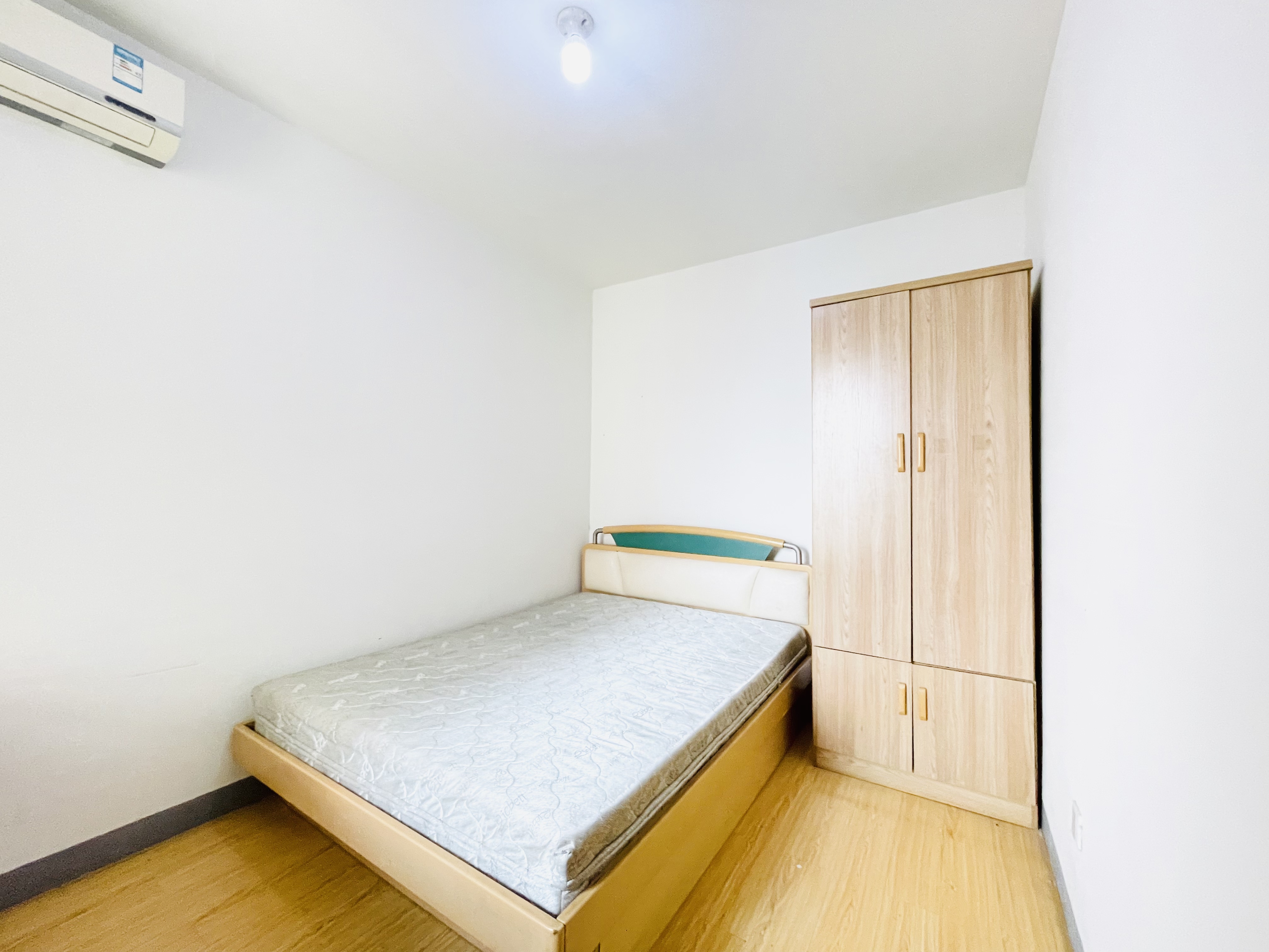 鲁邦奥林逸城东区