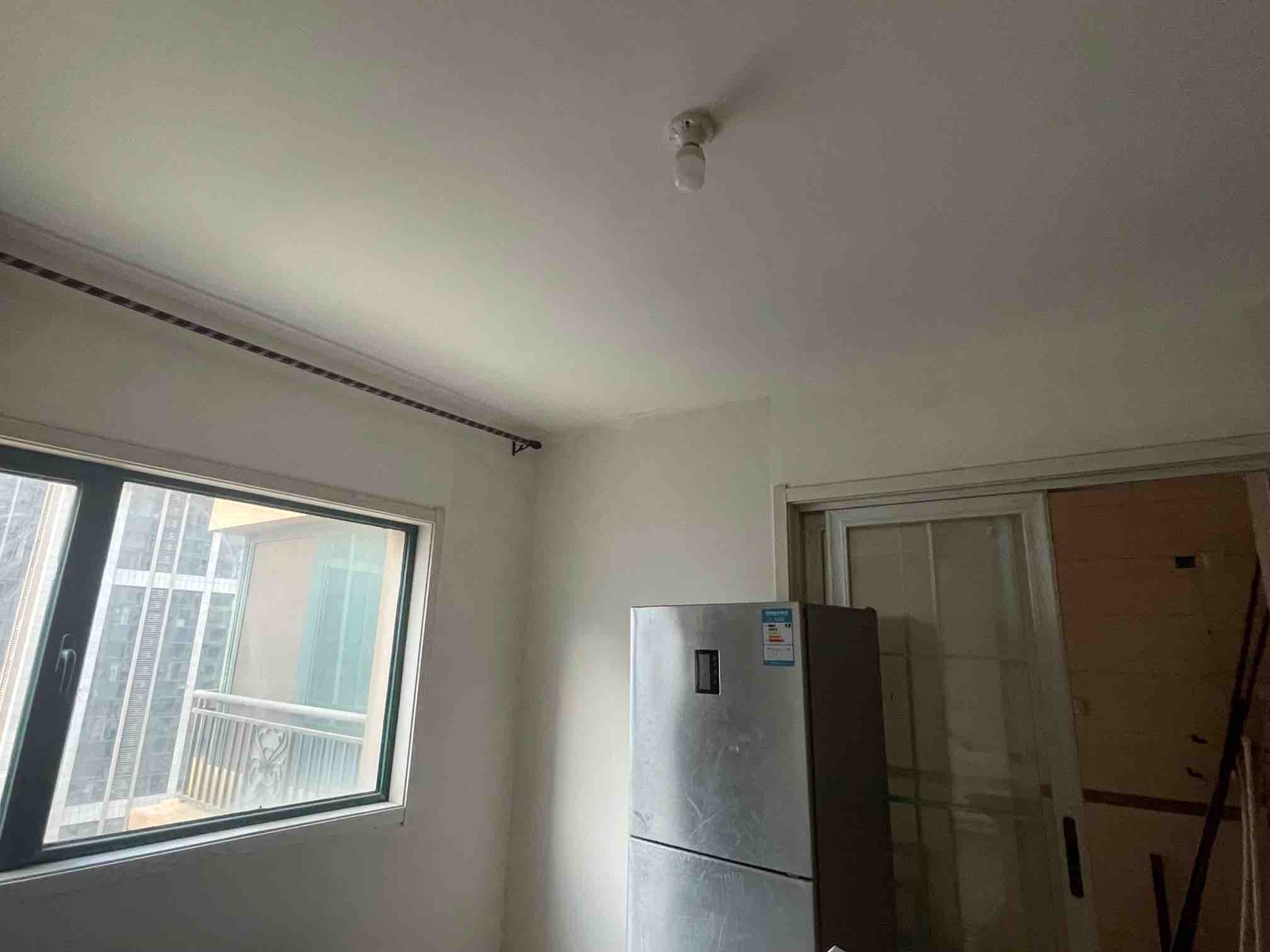 整租·近万虹临地铁学校旁的大四室四台空调可以合租可以整租