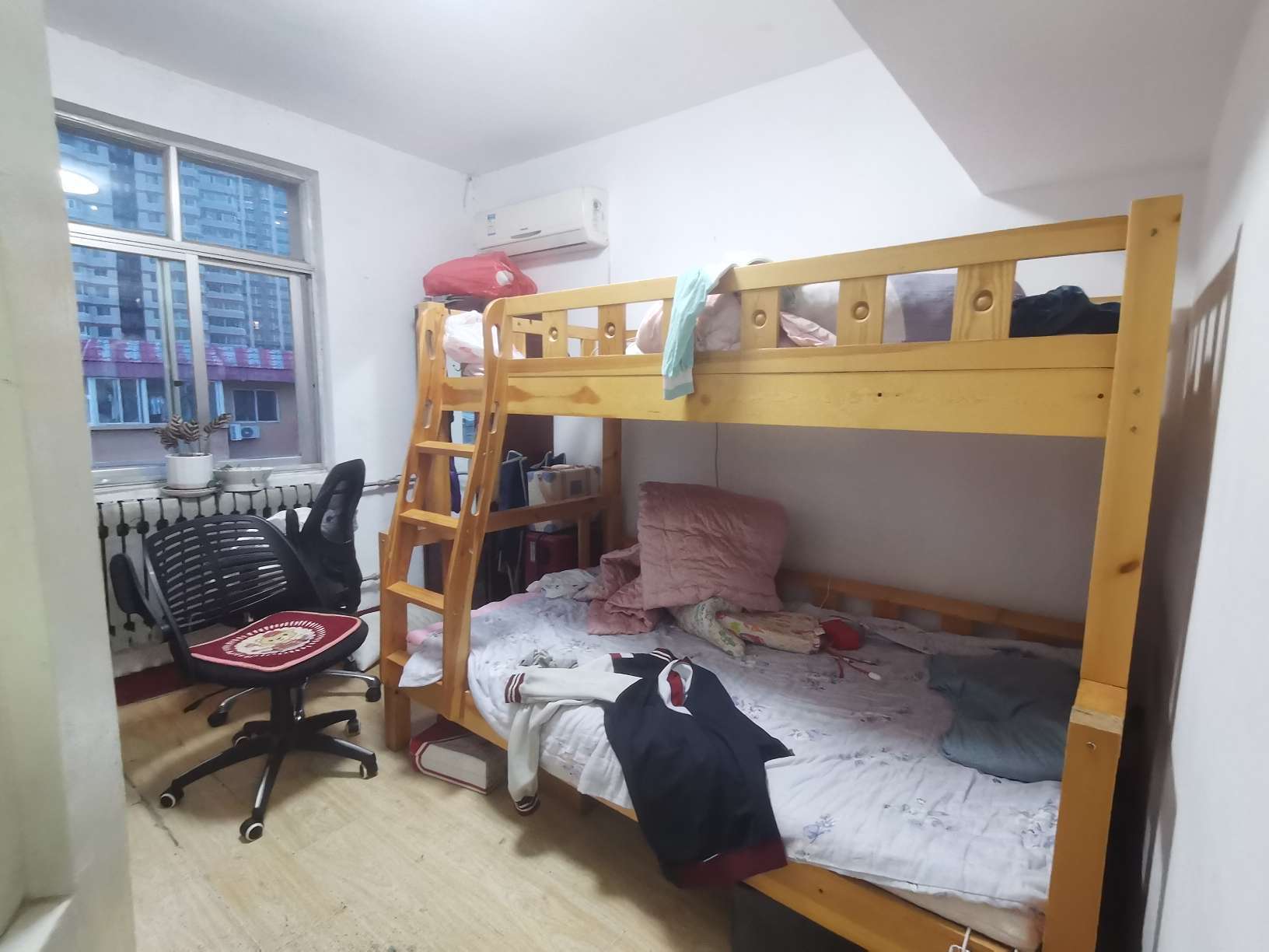 馆驿街小区